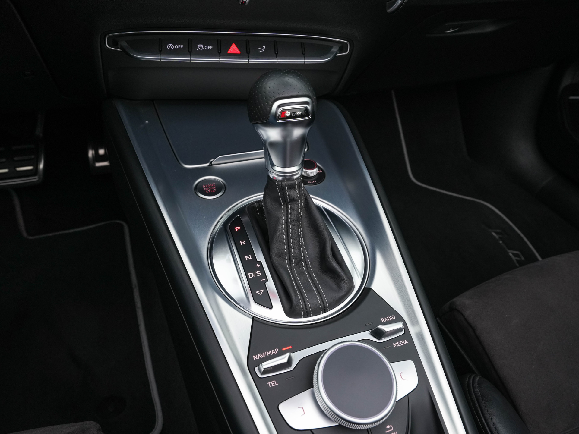 Audi TT Roadster 2.0 TFSI S-Line Pro Line Quattro Aut. *LEATHER-ALCANTARA | FULL-LED | BANG&OLUFSEN-AUDIO | DIGI-COCKPIT | AIR-SCARF | HEATED-SPORTSEATS | NAVI-FULLMAP | DAB+ | KEYLESS | ECC | PDC | 18''ALU*