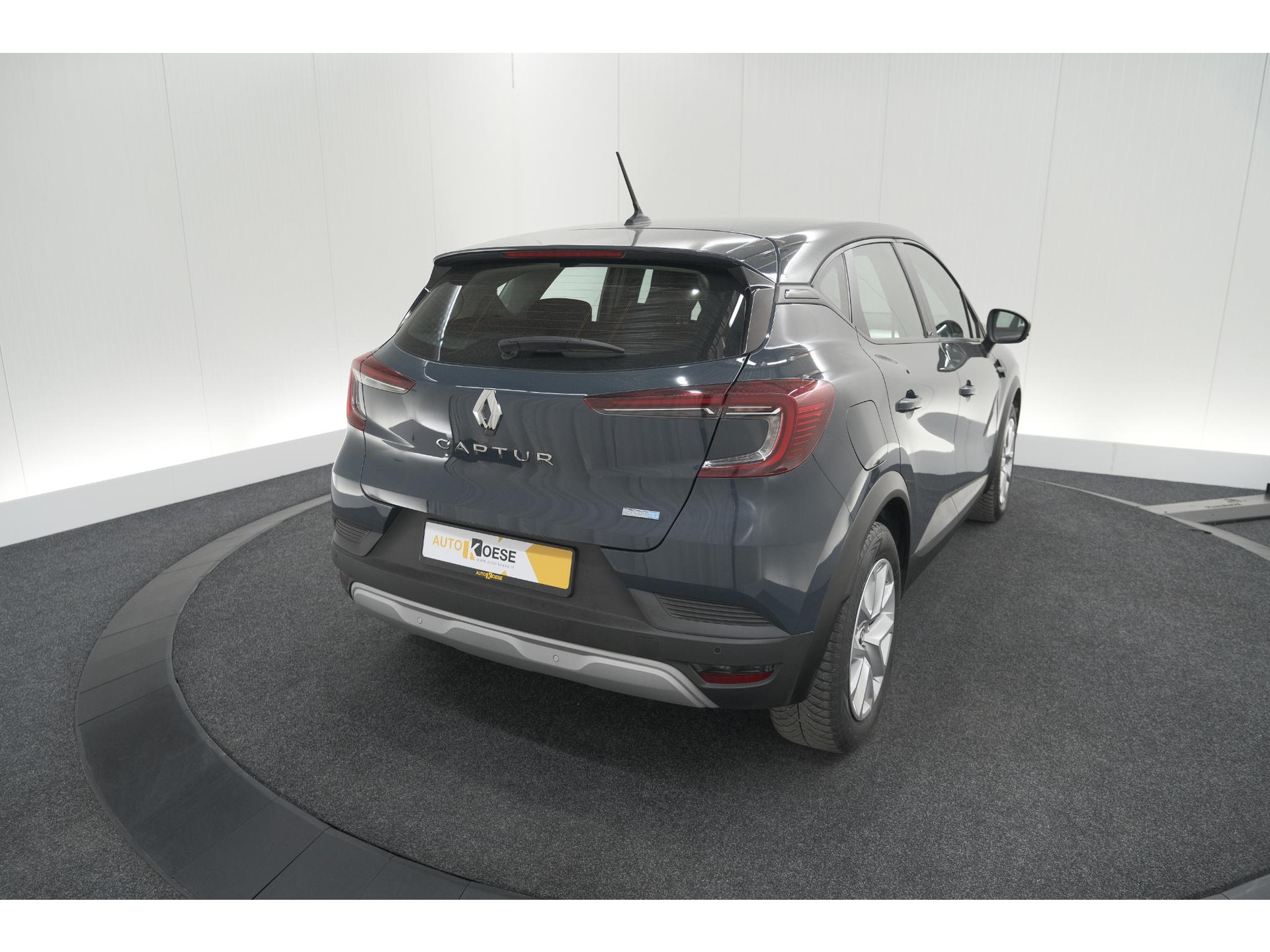 Renault Captur 1.6 E-Tech Plug-in Hybrid 160 Business | Parkeersensoren | Apple Carplay | Navigatie | Climate Control