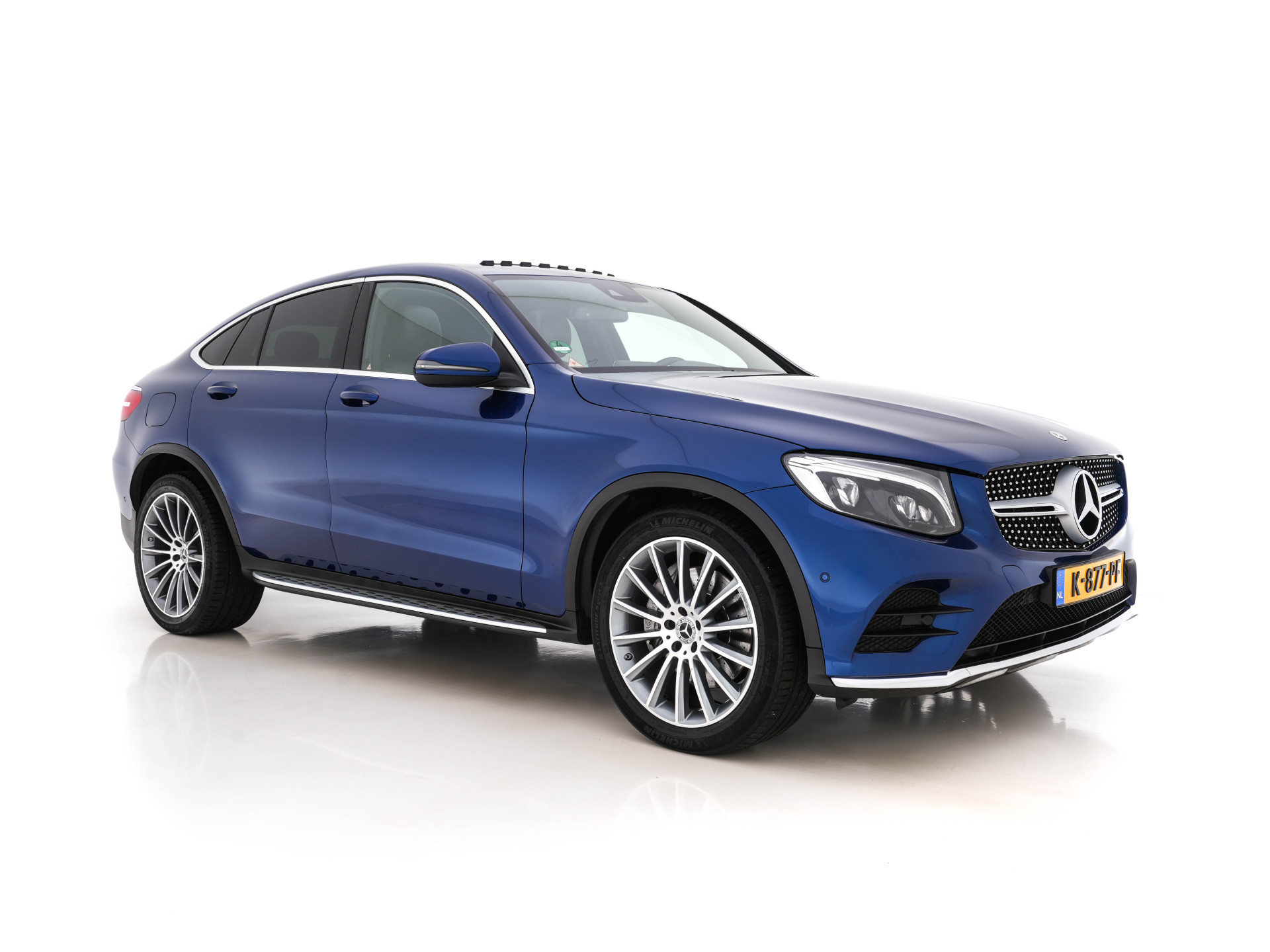 Mercedes-Benz GLC-klasse Coupé 350 d 4Matic AMG-Sportpack Premium Plus Aut. *PANO | LEATHER | FULL-LED |  NAVI-FULLMAP | ECC | CAMERA | PDC | SHIFT-PADDLES | CRUISE | AMBIENT-LIGHT | TOWBAR | HEATED-SPORTSEATS | PRIVACY-GLASS | 20"ALU*