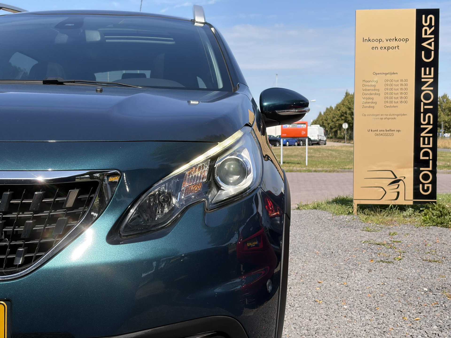 Peugeot 2008 1.2 PureTech Allure ✓1e Eigenaar✓D-riem vv in 2025✓110pk✓Navi✓Pano✓Carplay✓Pdc V+A✓Lm velgen✓N.A.P✓Halfleder✓Clima✓Apk tot 10-2027
