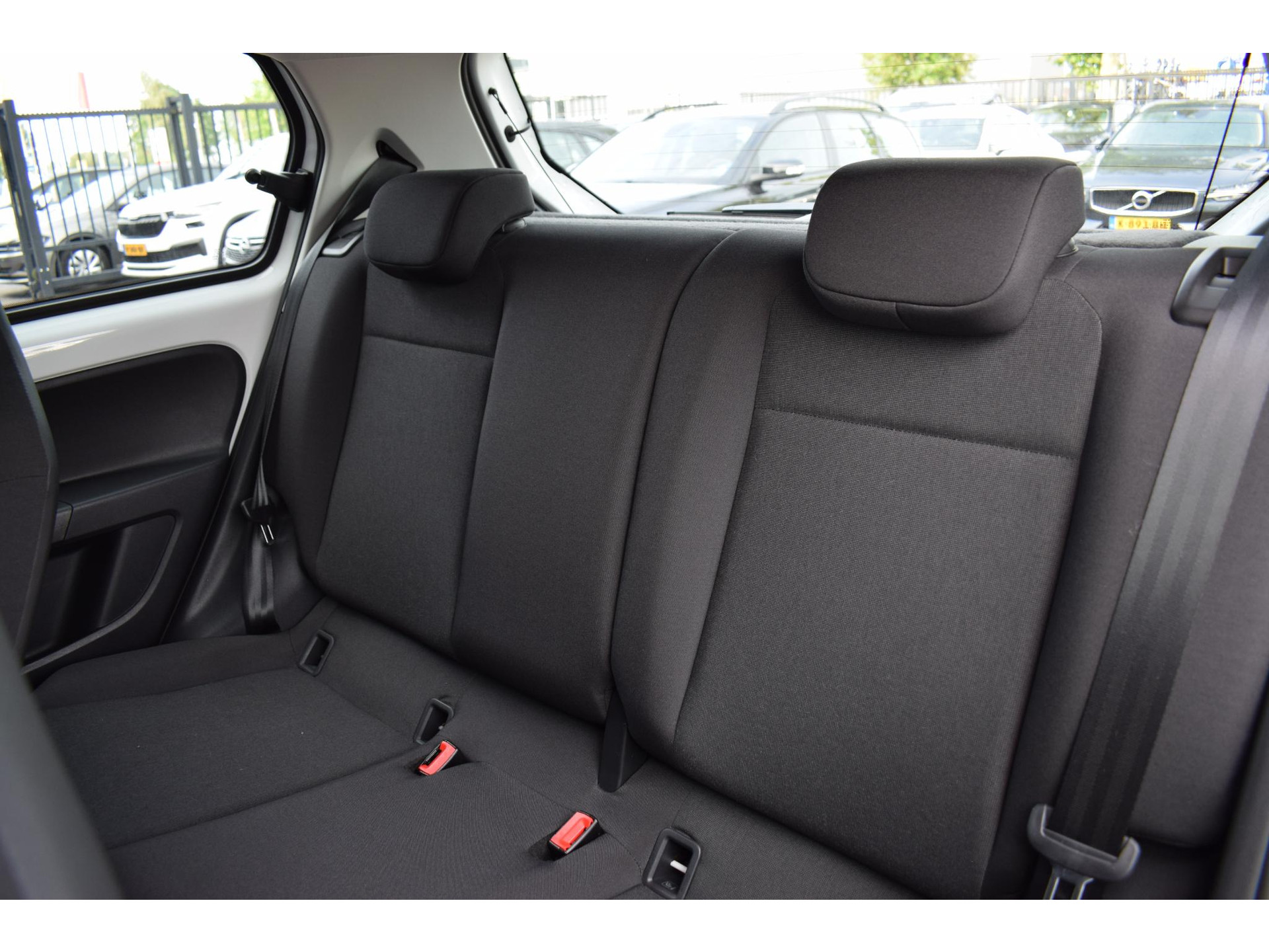 Volkswagen Up! 1.0 | 5 Deurs | Airco | DAB