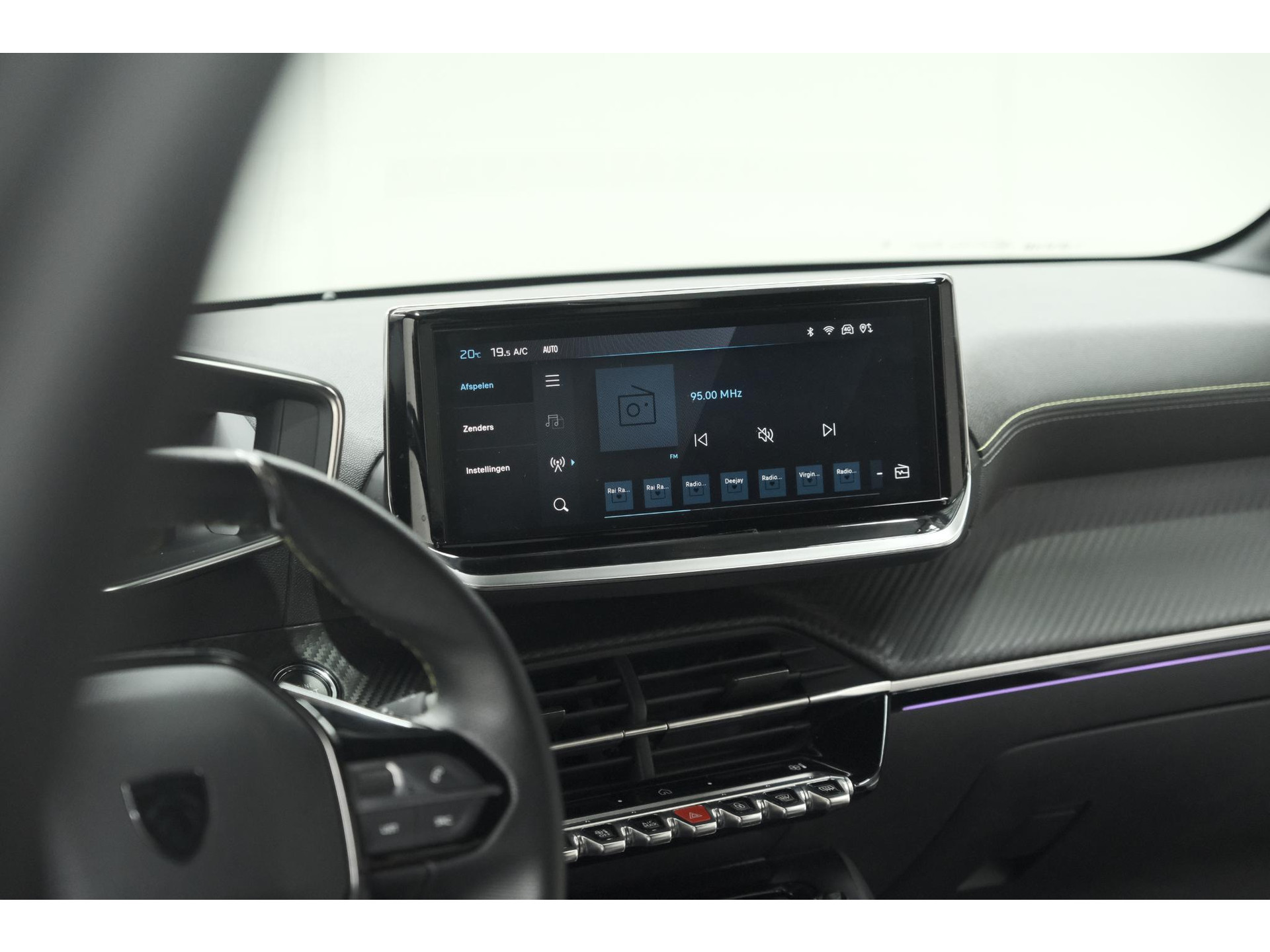 Peugeot 208 PureTech 100 GT | Camera | Navigatie | Apple Carplay | Parkeersensoren