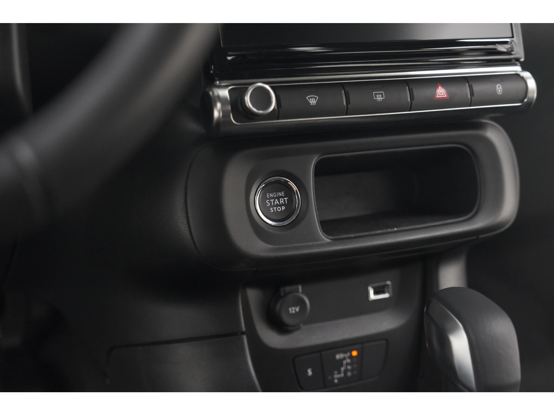 Citroen C3 PureTech 110 EAT6 Max | Camera | Parkeersensoren | Navigatie | Apple Carplay