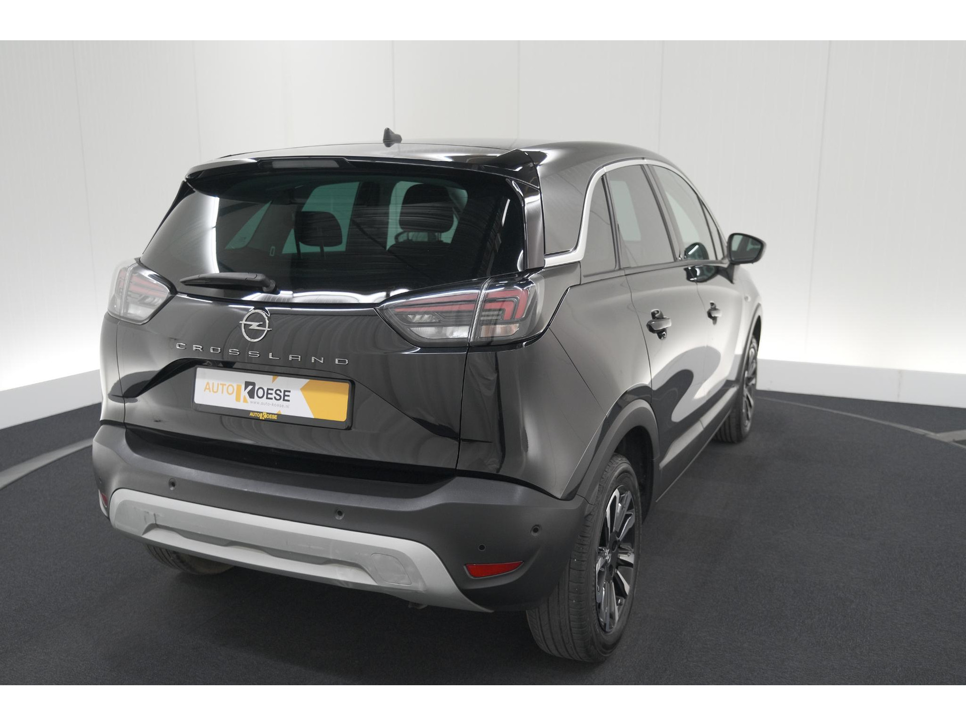 Opel Crossland 110 Turbo Business Elegance | Camera | Dodehoekdetectie | Navigatie | Apple Carplay