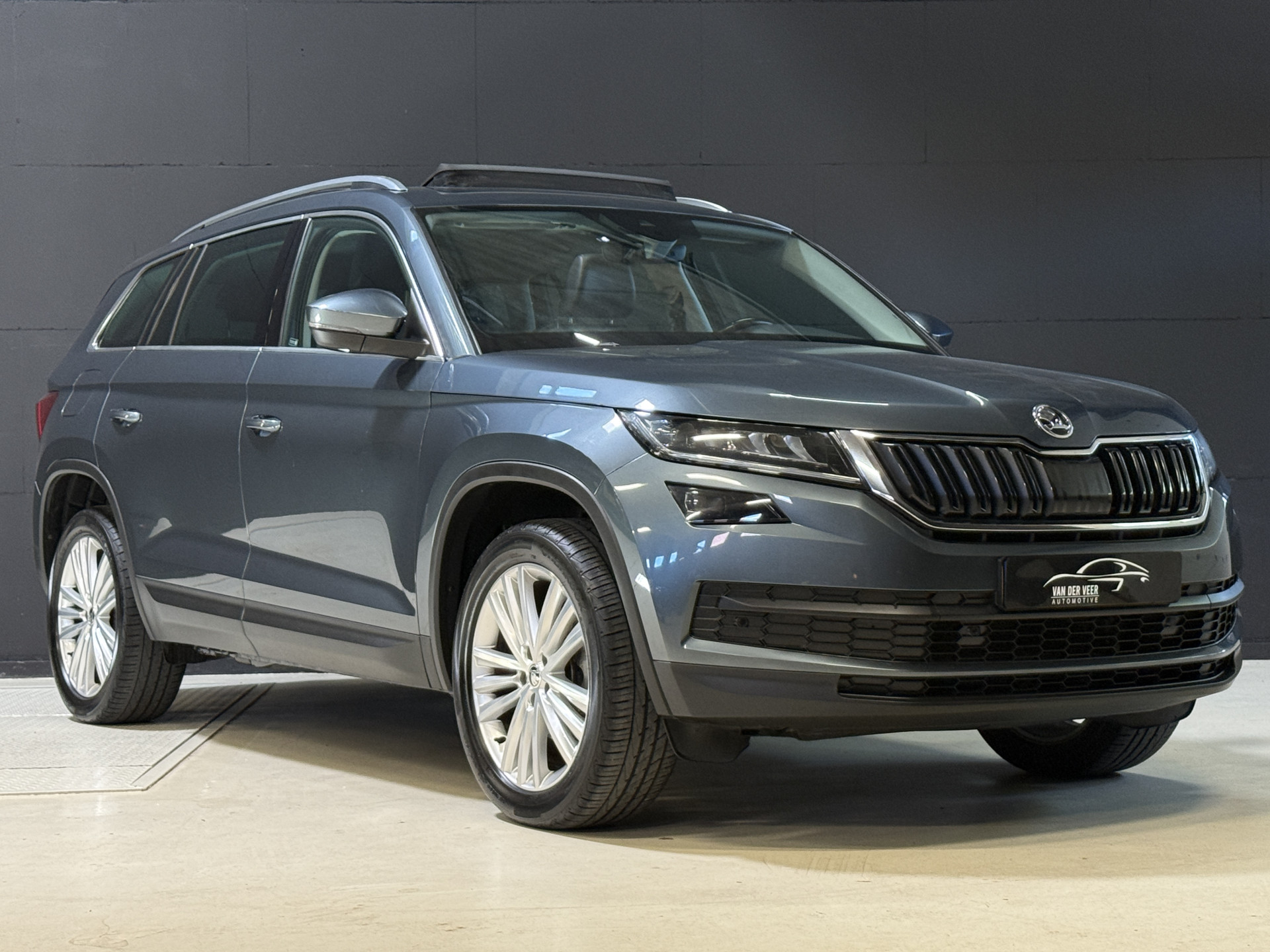 ŠKODA Kodiaq 1.5 TSI Business Edition | Panoramadak | Apple Carplay | Stoelverwarming