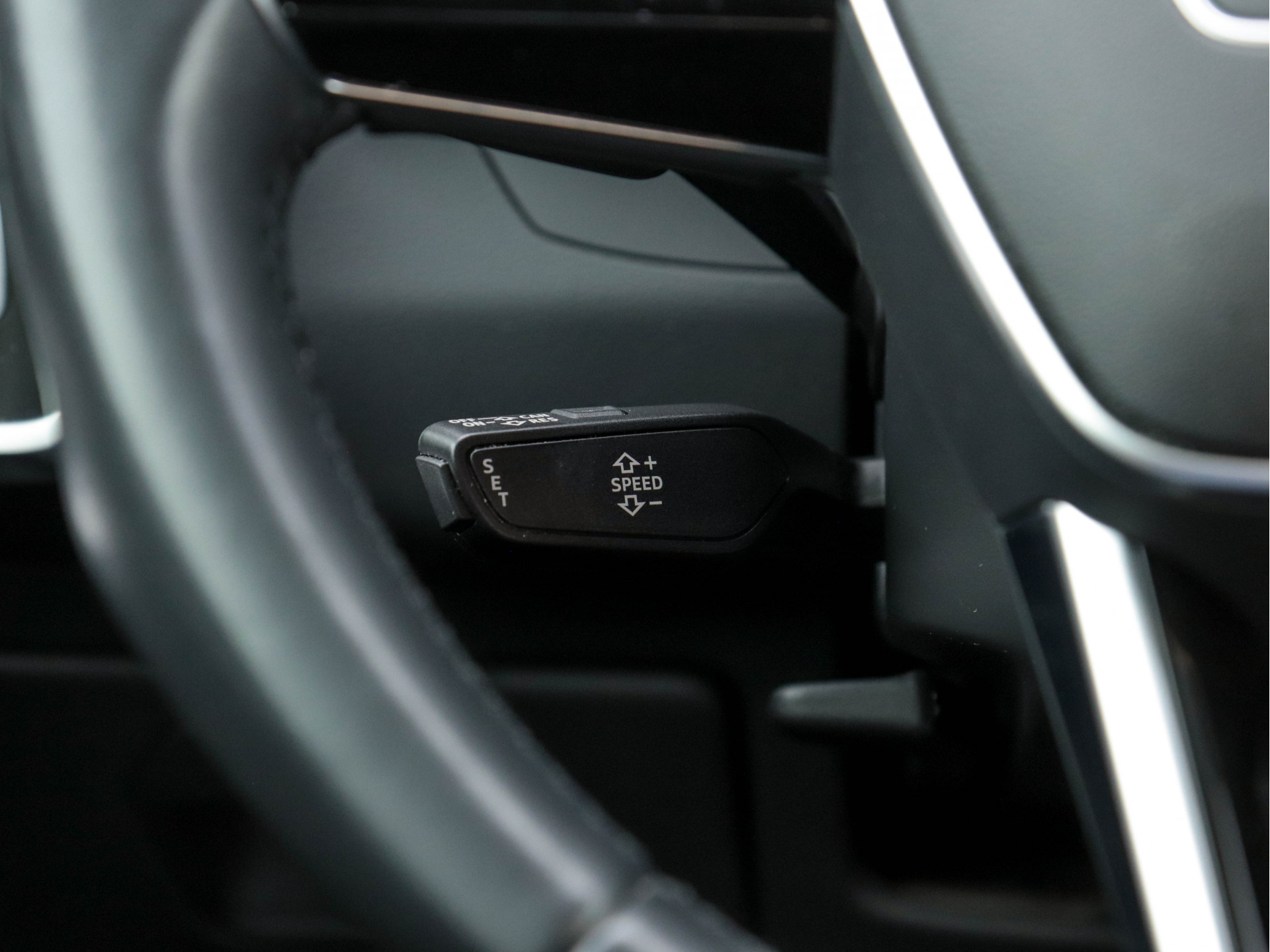 Audi A6 40 TDI Sport Launch-Edition Mild-Hybrid (INCL-BTW) Aut * LEATHER-ALCANTARA | DIGI-COCKPIT | FULL-LED | NAVI-FULLMAP | MEMORY-PACK | HEATED-SPORTSEATS | AUDI-SOUND | KEYLESS | CRUISE | LANE-ASSIST | PDC | ECC | 19"ALU*