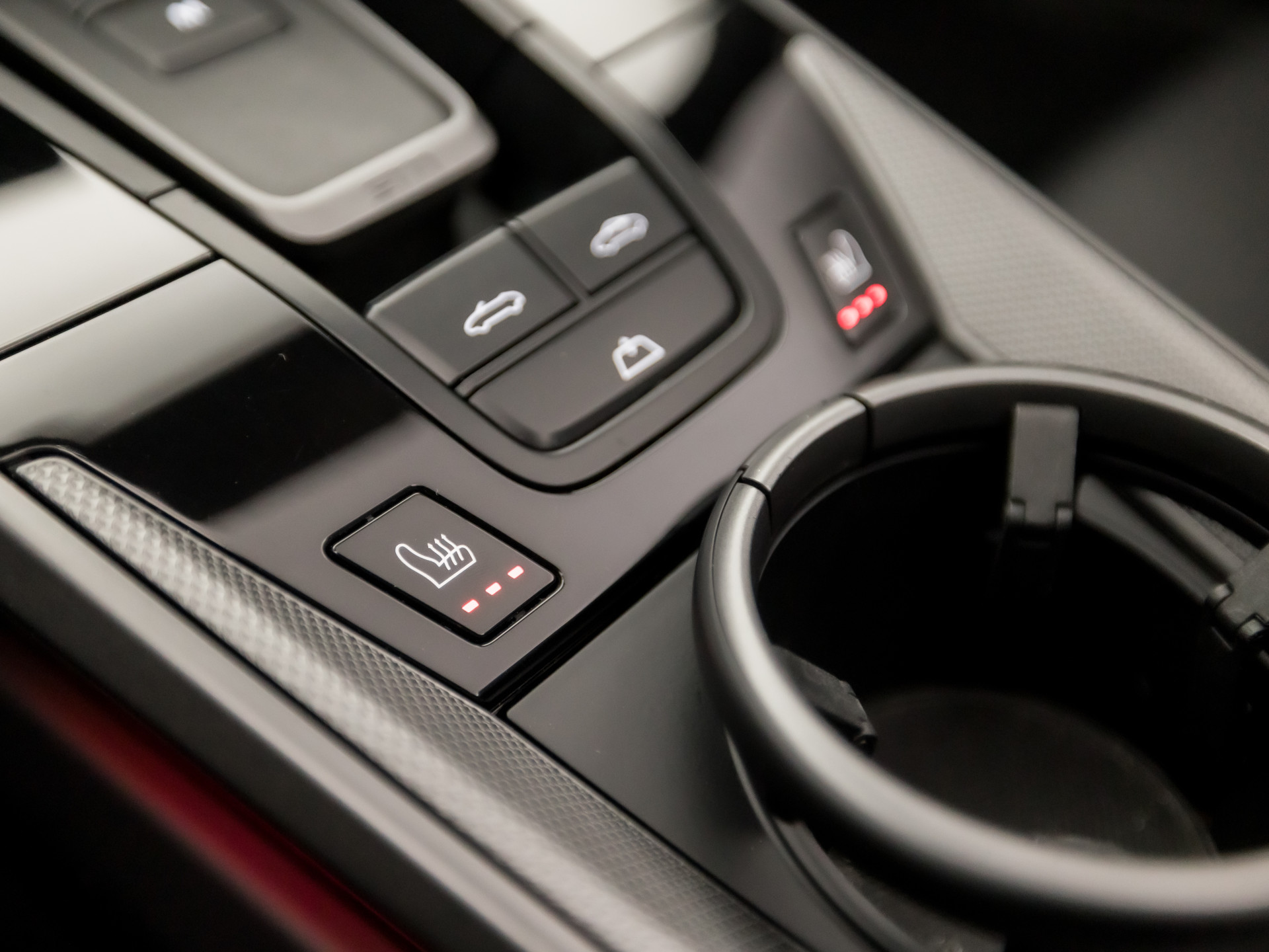 Porsche 911 Cabrio 3.0 Carrera 385Pk (SPORT CHRONO PAKKET, SPORTUITLAAT, BOSE AUDIO, LED MATRIX, APPLE CARPLAY, CAMERA, SFEERVERLICHTING, STOELVERWARMING, NIEUWSTAAT)
