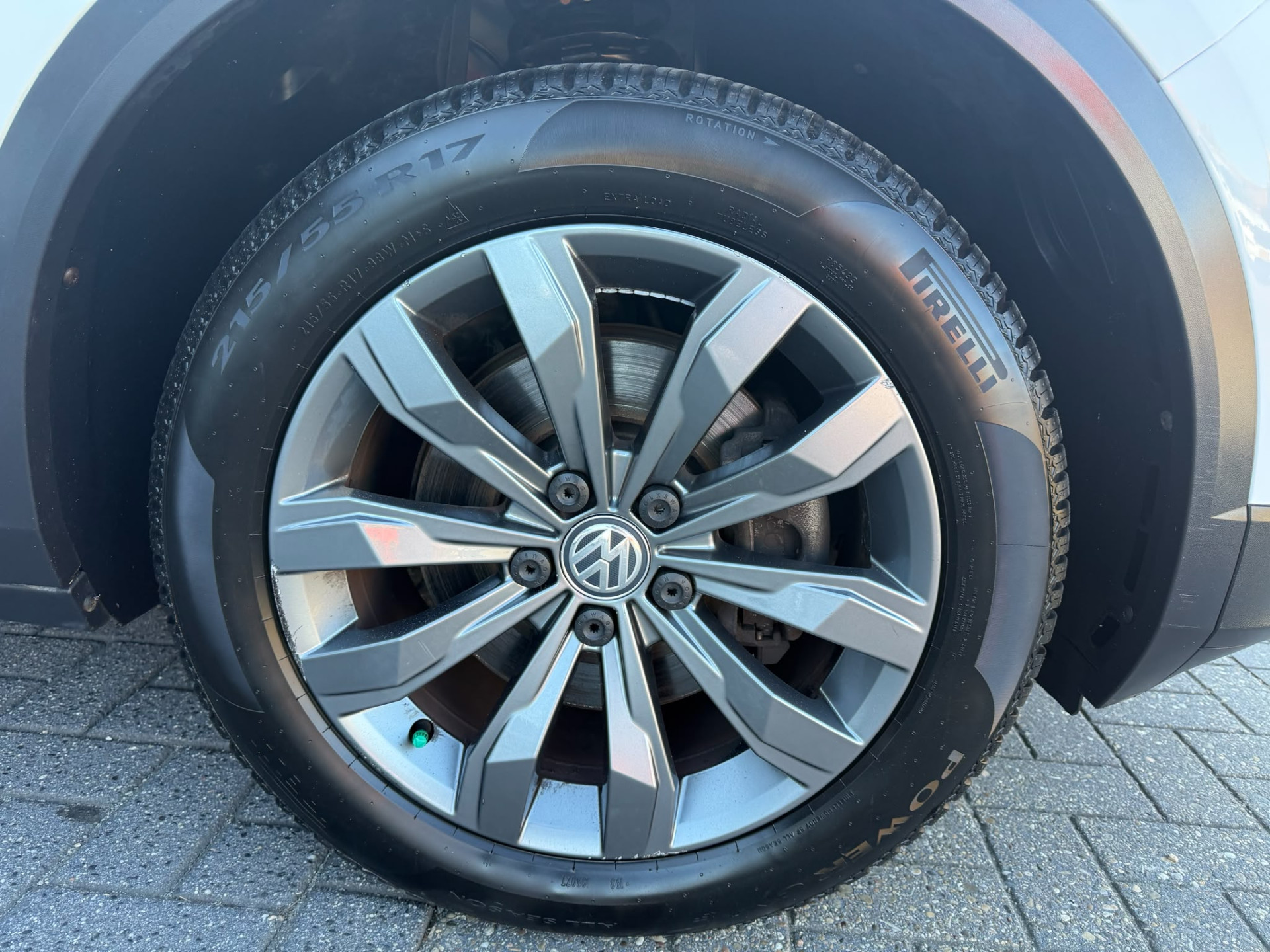 Volkswagen T-Roc 1.0 TSI Style | 1E EGENAAR | 3/6 OF 12MND GARANTIE | PANODAK | ACC | LANE ASSIST | AIRCO |