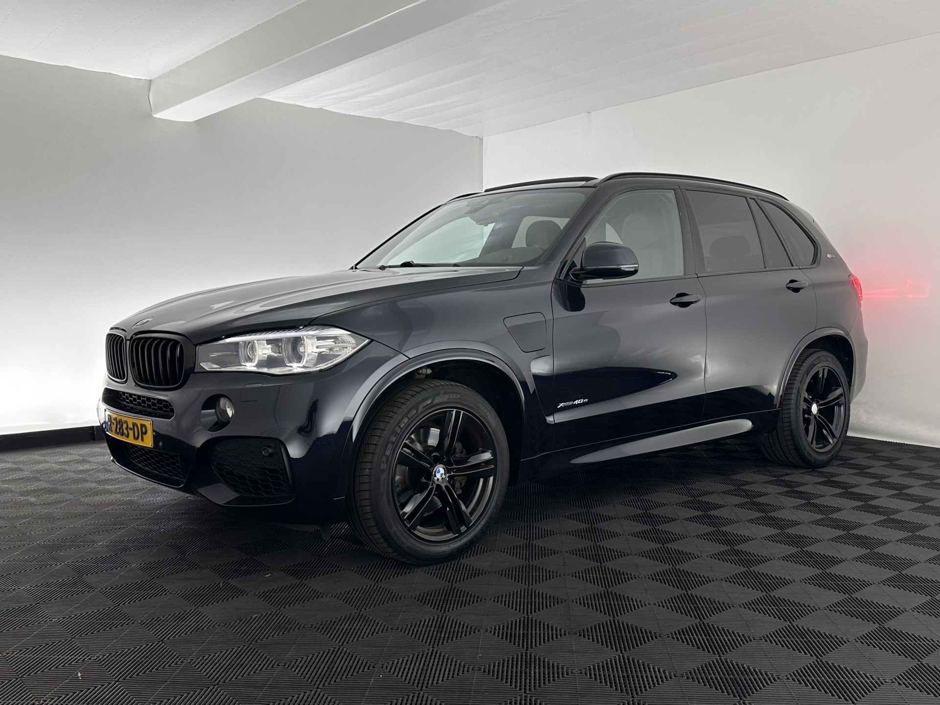 BMW X5 xDrive40e iPerformance High Executive Aut. *PANO | HEAD-UP | LEATHER | XENON | HIFI-SOUND | MEMORY-PACK | NAVI-FULLMAP | CAMERA | ECC | PDC | CRUISE | 19''ALU | TOWBAR*