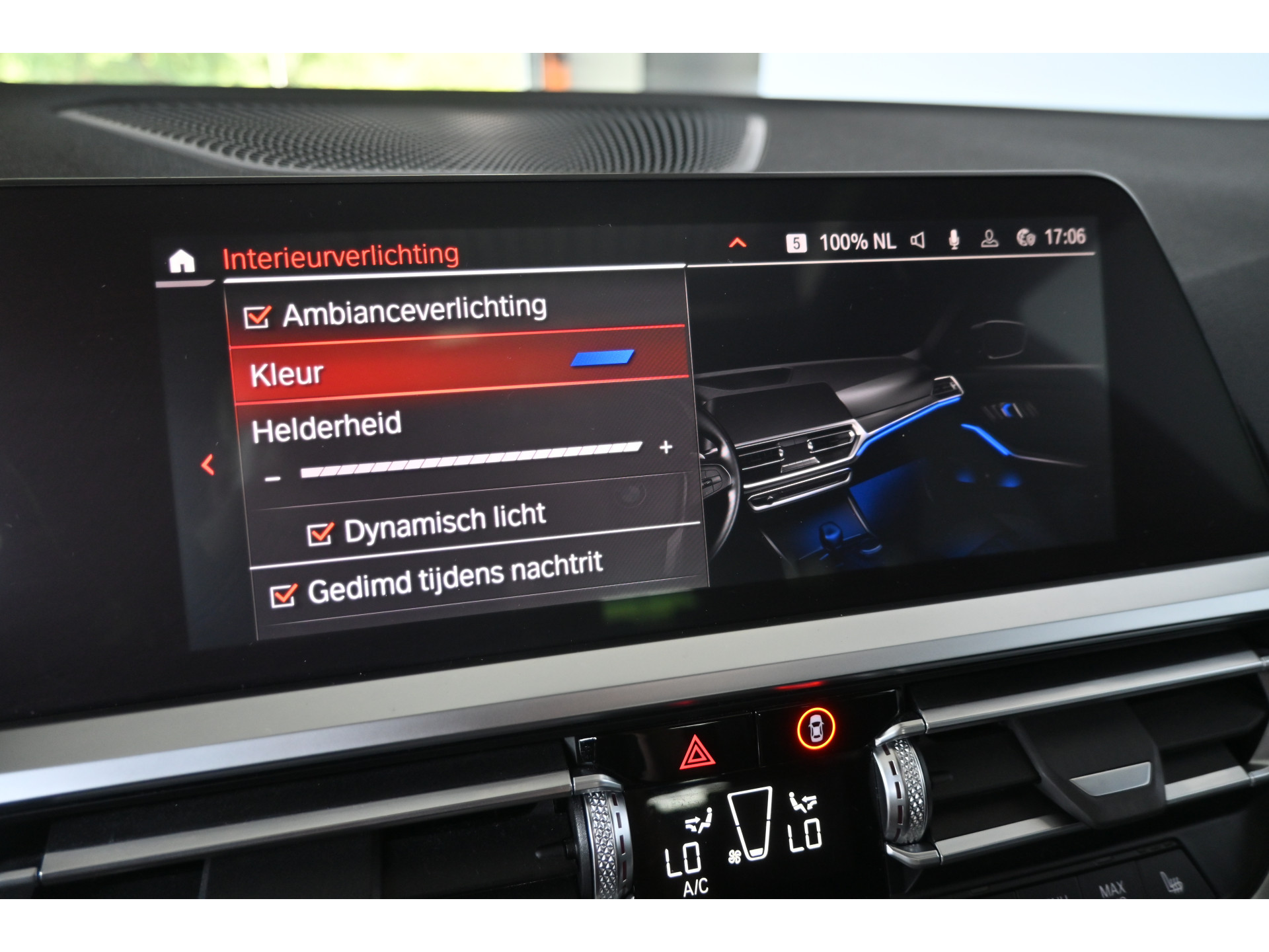 BMW 3-serie Touring 320i Automaat Business Edition Plus M-Pakket Navigatie LED Panoramadak Goed Onderhouden! Inruil Mogelijk!