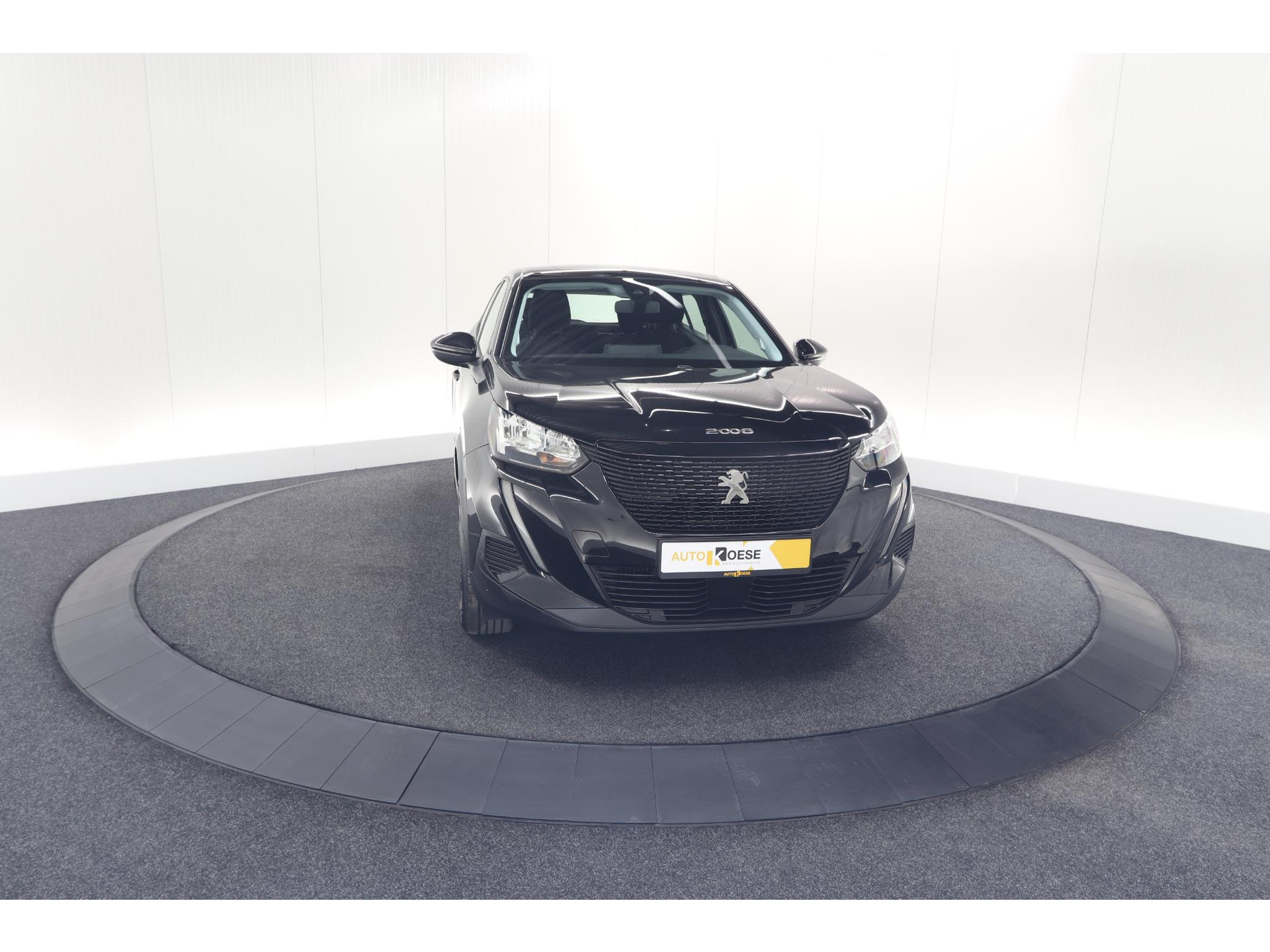 Peugeot 2008 PureTech 130 EAT8 Active | Parkeersensoren | Navigatie | Apple Carplay
