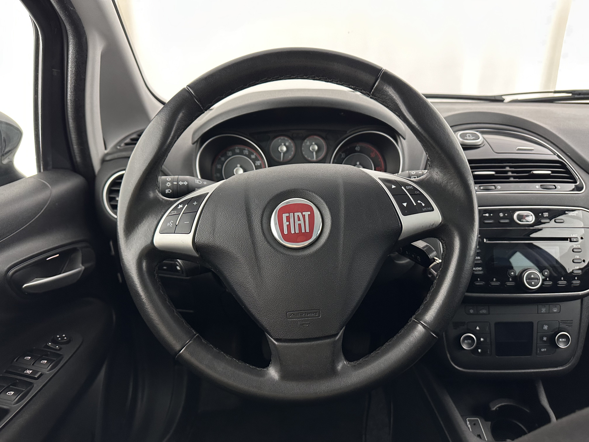 Fiat Punto Evo 1.3 M-Jet Lounge *SPORT-SEATS | MICROFIBRE | ECC | PDC | CRUISE | PRIVACY-GLASS | 15''ALU*