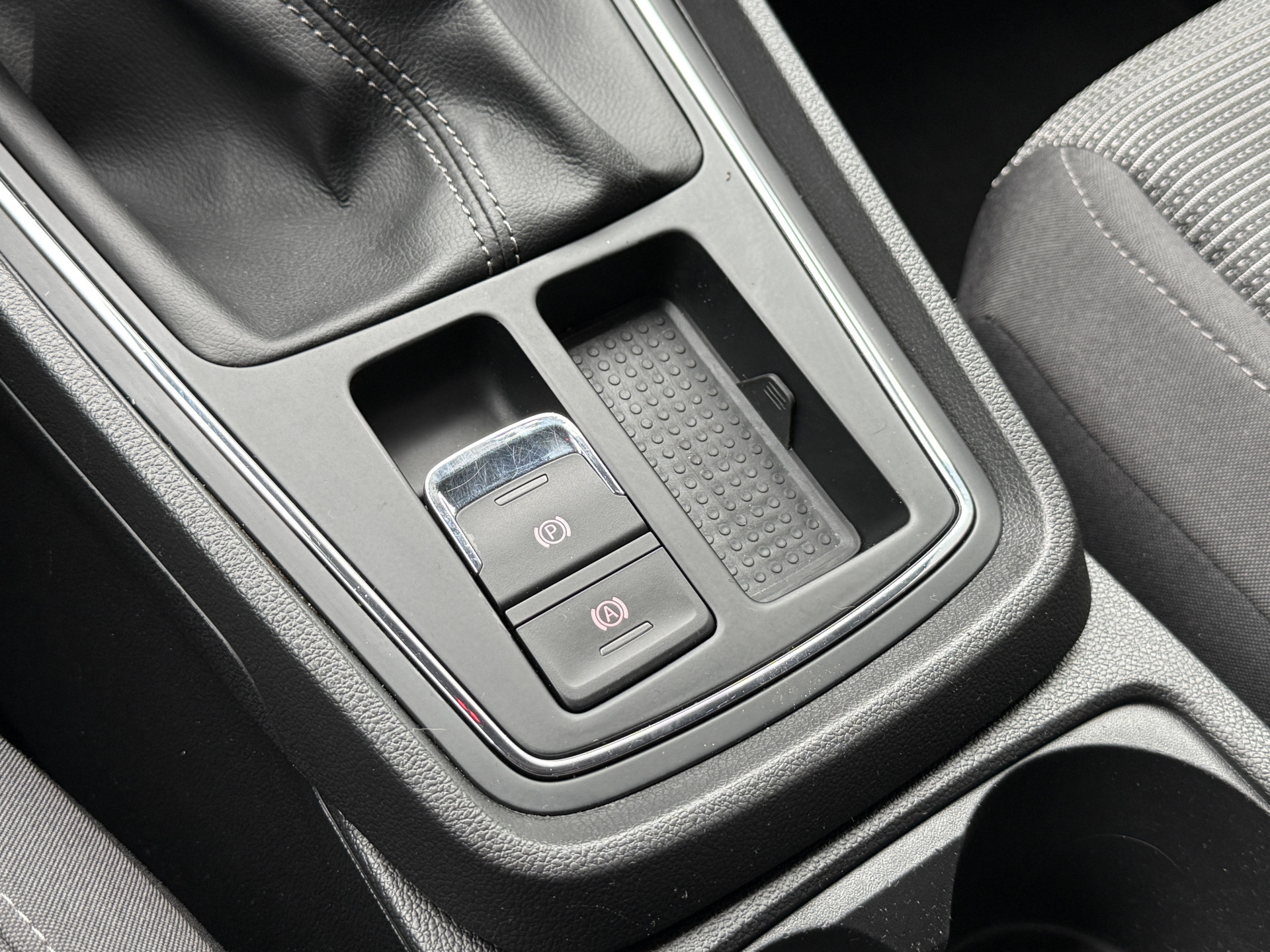 SEAT Leon ST 1.0 TSI Style Ultimate Edition | Camera | Draadloze lader | Apple Carplay