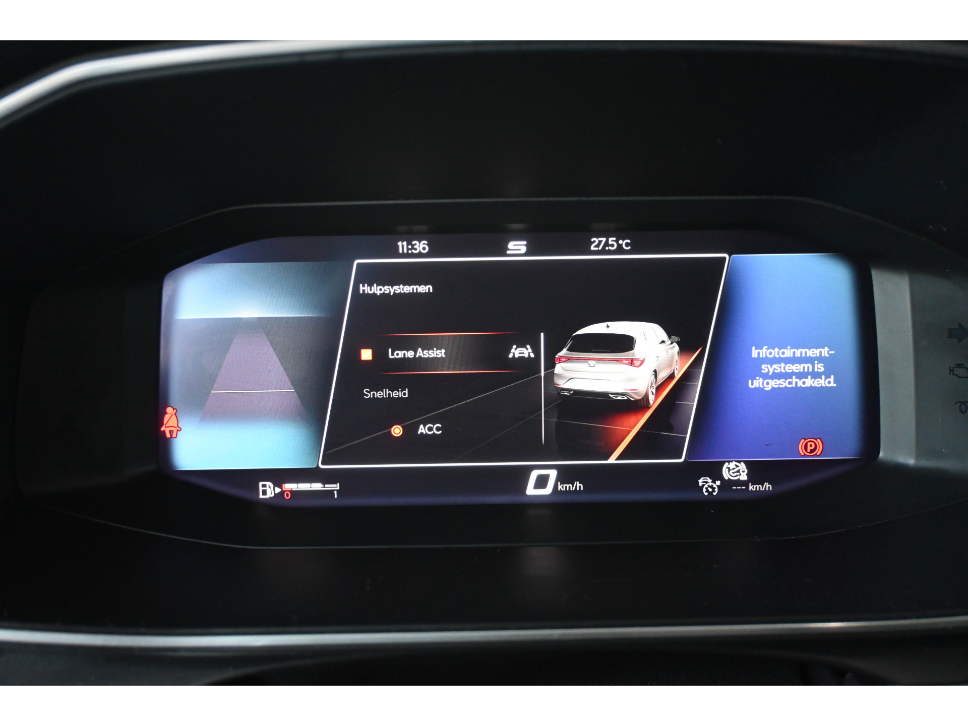 SEAT Leon 1.5 TSI FR Launch Edition Clima Navigatie Carplay Virtual LED Rijklaarprijs! Inruil Mogelijk!