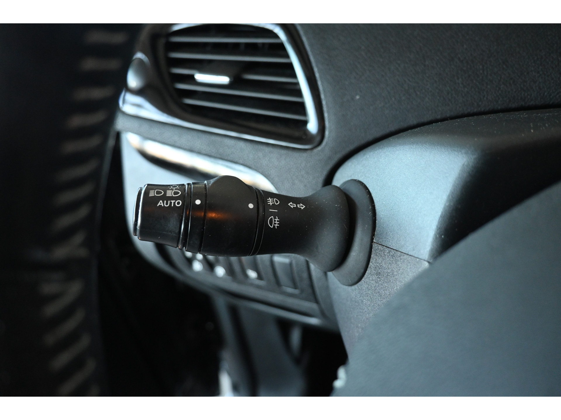 Renault Grand Scenic 1.5 dCi Bose Automaat Clima Navigatie Cruise Control Rijlaarprijs! Inruil Mogelijk!