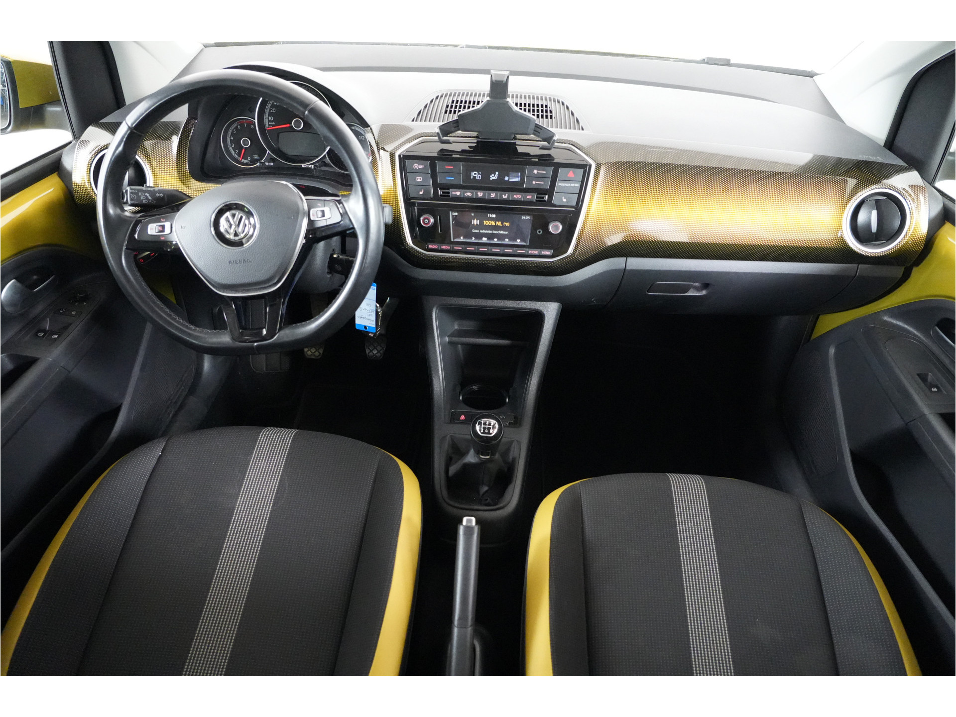 Volkswagen Up! 1.0 EcoFuel move up! | 5 drs. | Aardgas | Cruise | Stl. verw. | PDC | Climate | Lichtautomaat |