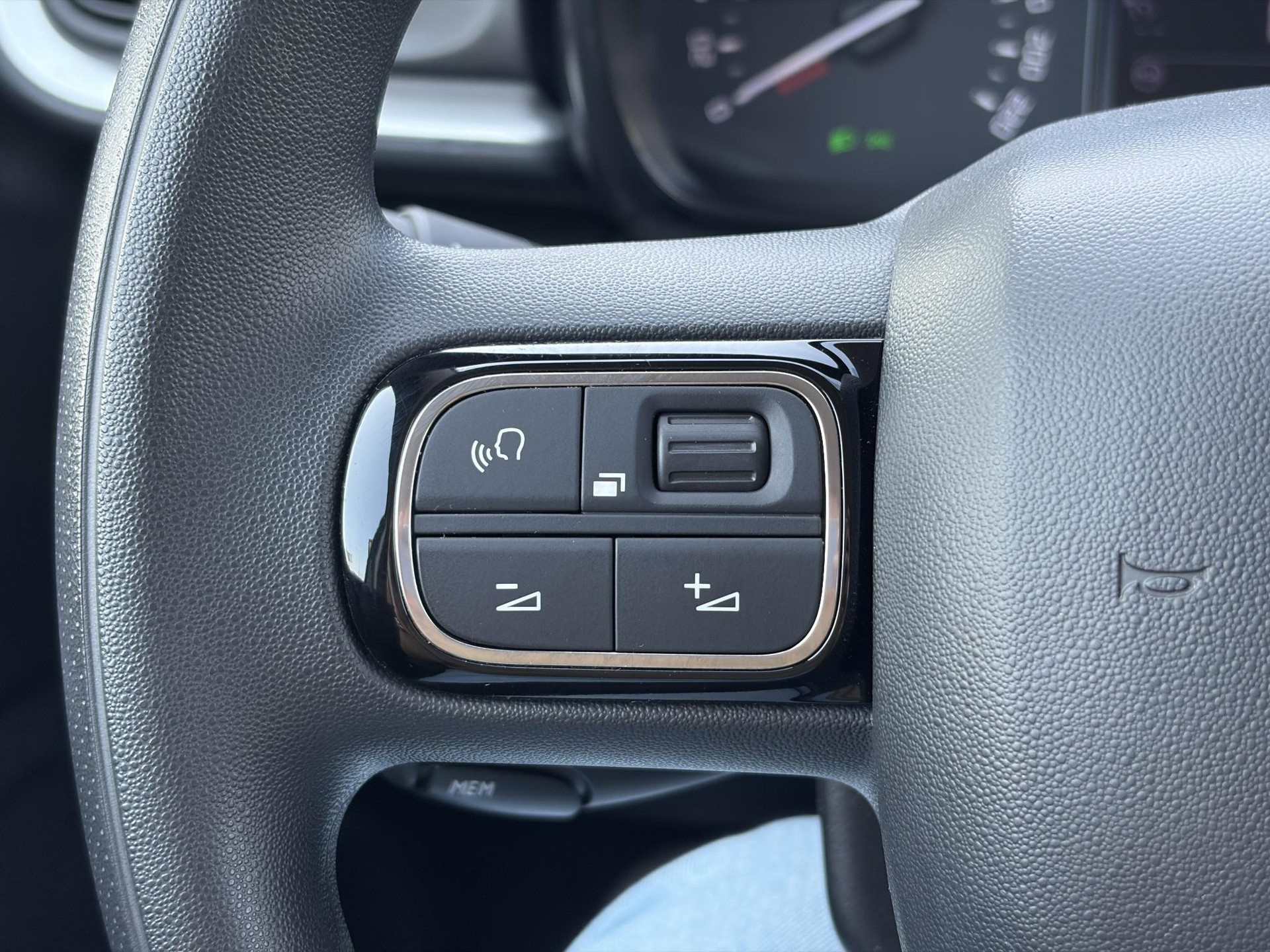 Citroen C3 1.2 PureTech S&S Feel D-riem vv in 2025,2e Eigenaar,Navi,Carplay,Clima,Cruise,Pdc,Rijstrooksensor,N.A.P,Apk tot 03-2028