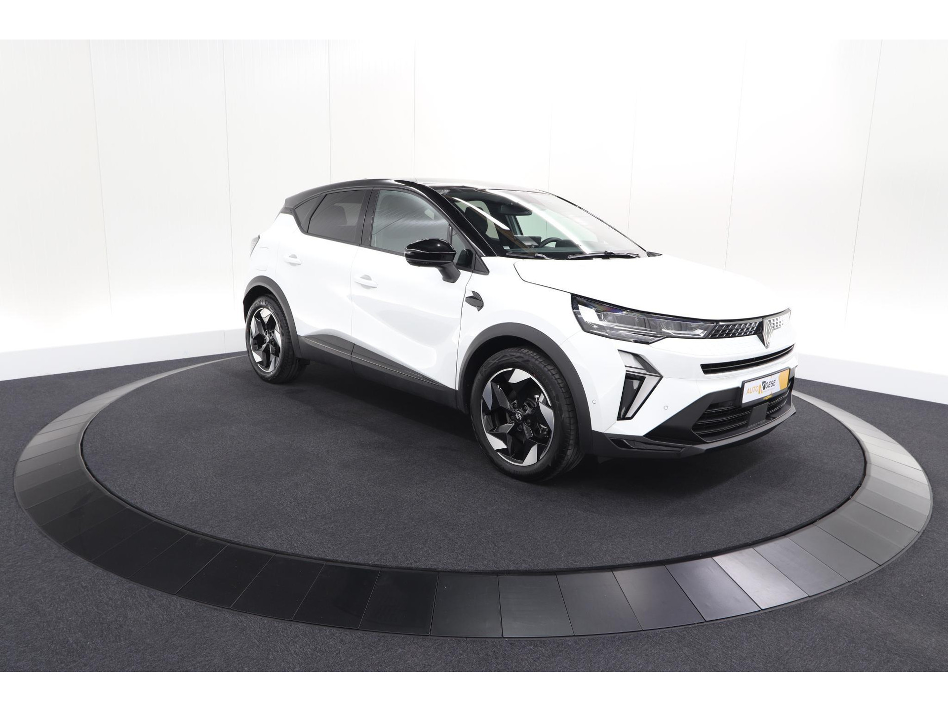 Renault Captur 1.8 E-Tech full hybrid 160 techno | Camera | Adaptieve Cruise Control | Navigatie
