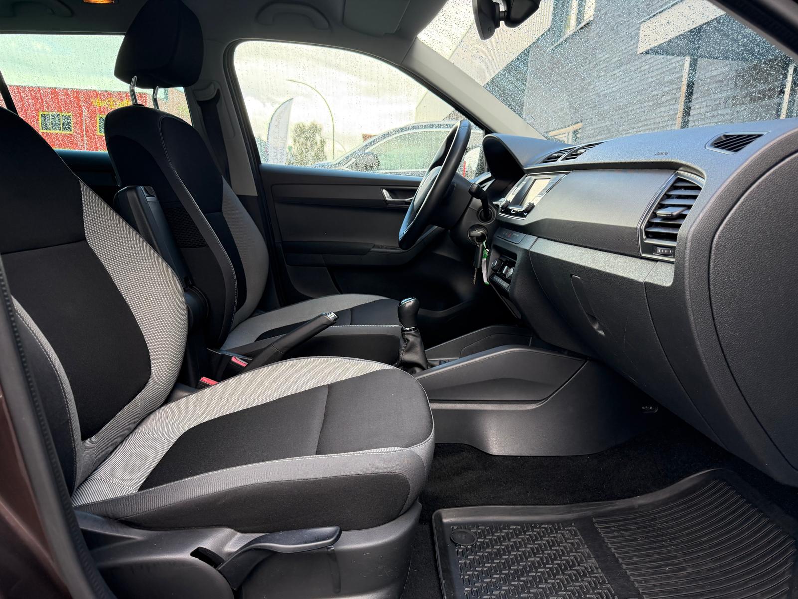 ŠKODA Fabia Combi 1.2 TSI First Edition Ambition | 2E EIGENAAR | 3/6/12MND GARANTIE | CRUISE | DAB | AIRCO | LMV | ELECRAMEN |