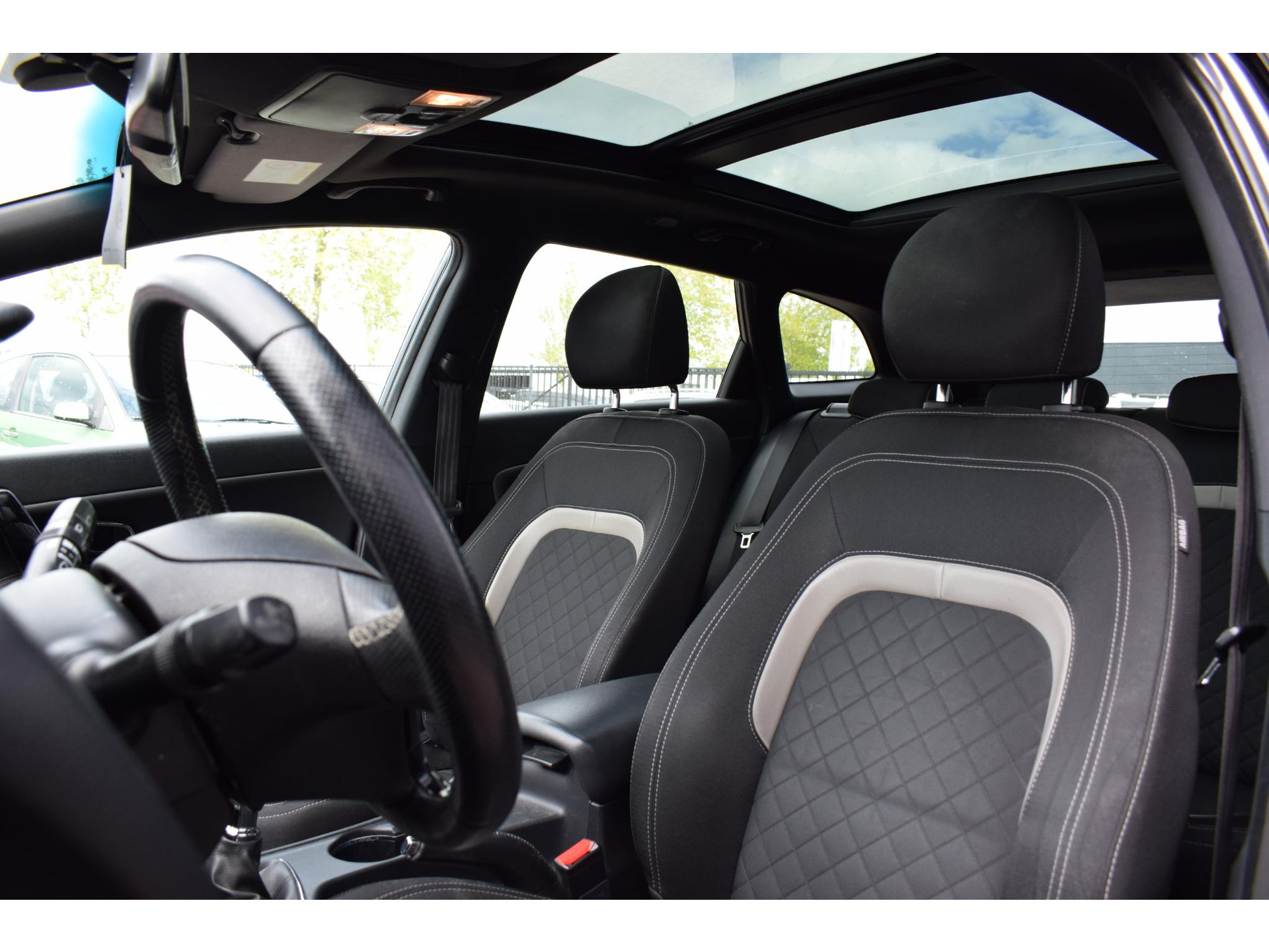 Kia cee'd Sportswagon 1.0 T-GDi GT-Line Summer Edition | Apple CarPlay | Pano | Stuur- en Stoelverwarming