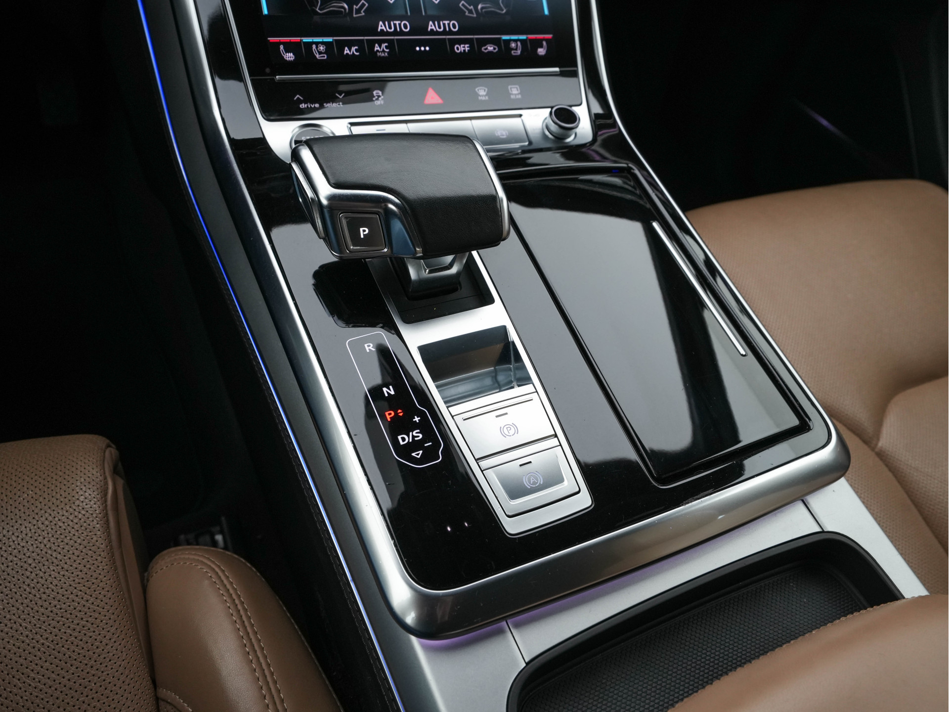 Audi Q7 55 TFSI E Quattro Pro Line Plus (INCL-BTW) *LUXURY-LEATHER | HD-MATRIX-LED | BANG/OLUFSEN-SURROUND  | DIGI-COCKPIT | COMFORT-SEATS | KEYLESS | CAMERA | NAVI-FULLMAP | DAB+ | AMBIENT-LIGHT | ECC | PDC | CRUISE | TOWBAR | 20'