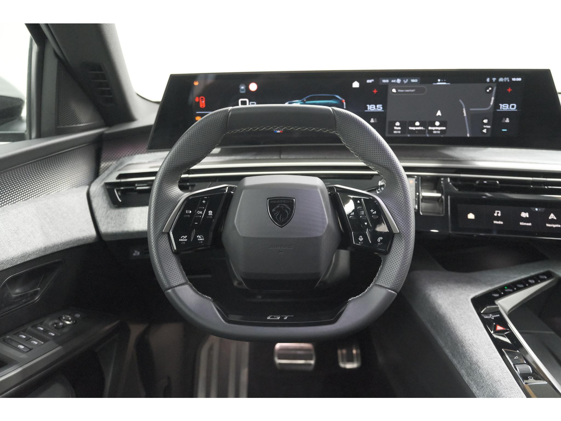 Peugeot 5008 1.2 Hybrid 136 GT 7p | Adaptieve Cruise Control | Camera | Elektrische Kofferklep | Stoelverwarming