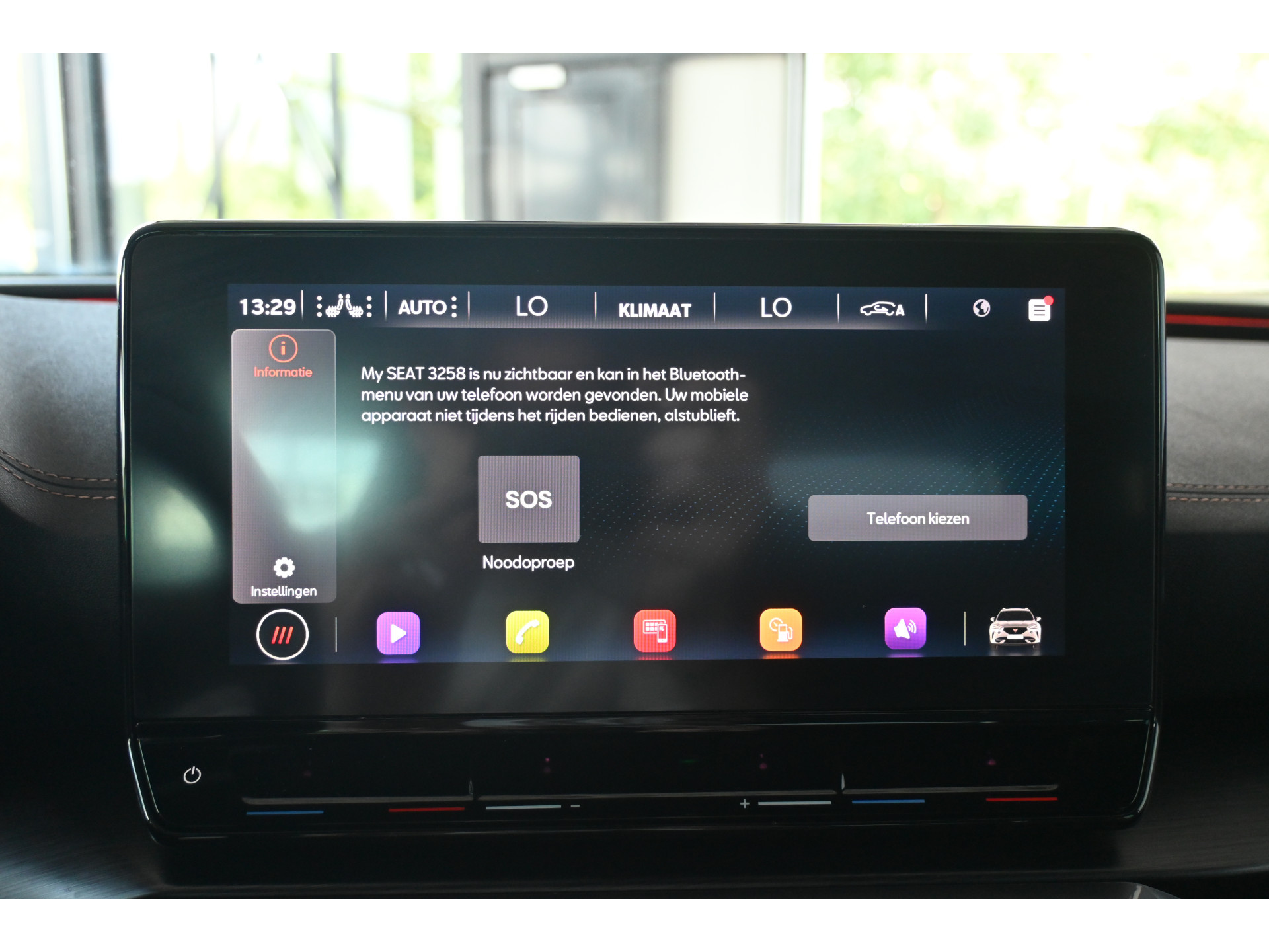 CUPRA Formentor 1.5 TSI Automaat Clima Adaptieve cruise Navigatie Apple carplay Trekhaak PDC Inruil mogelijk
