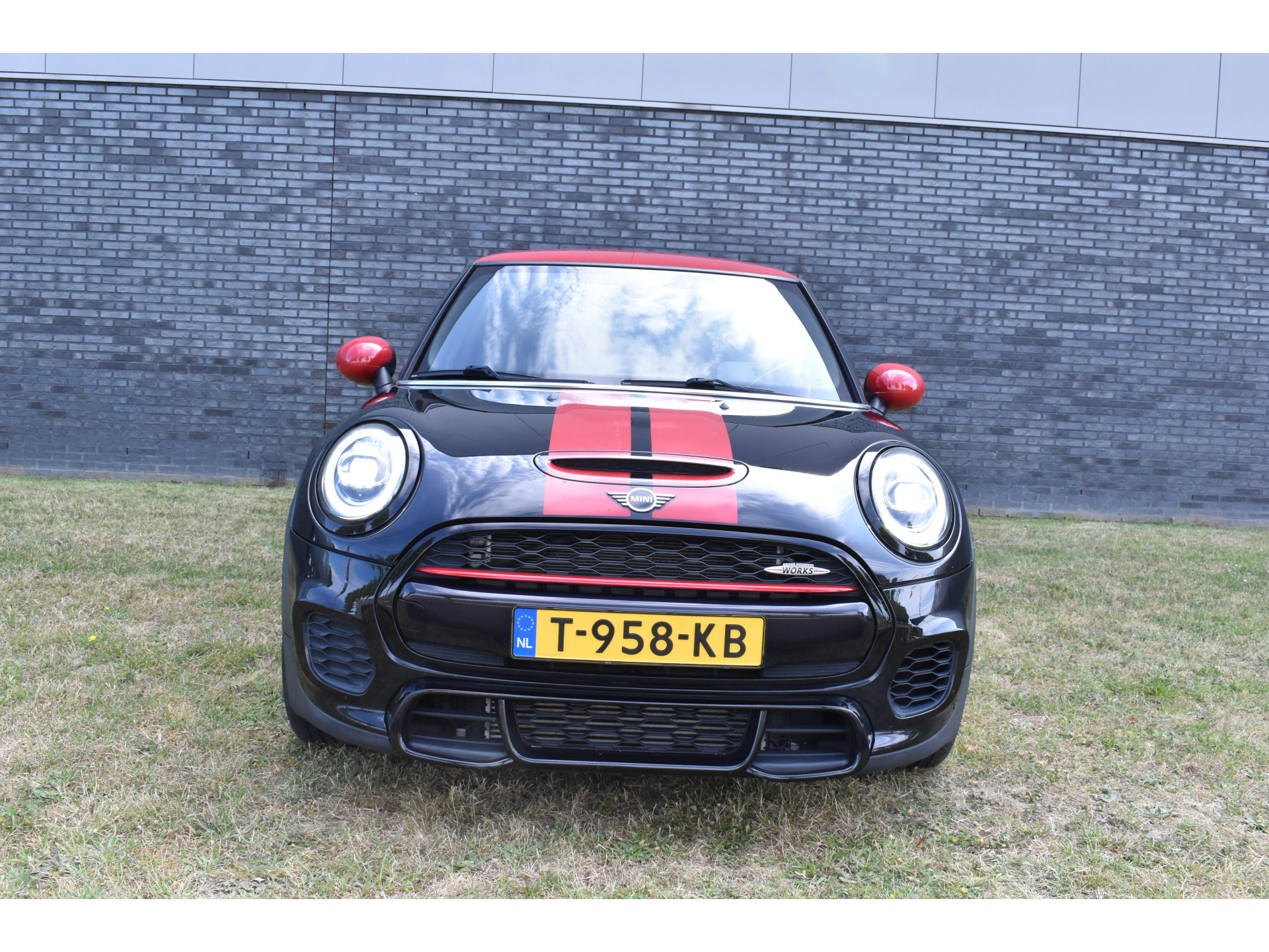 MINI 3-Deurs 2.0 John Cooper Works Chili 232pk Leer Navi Automaat