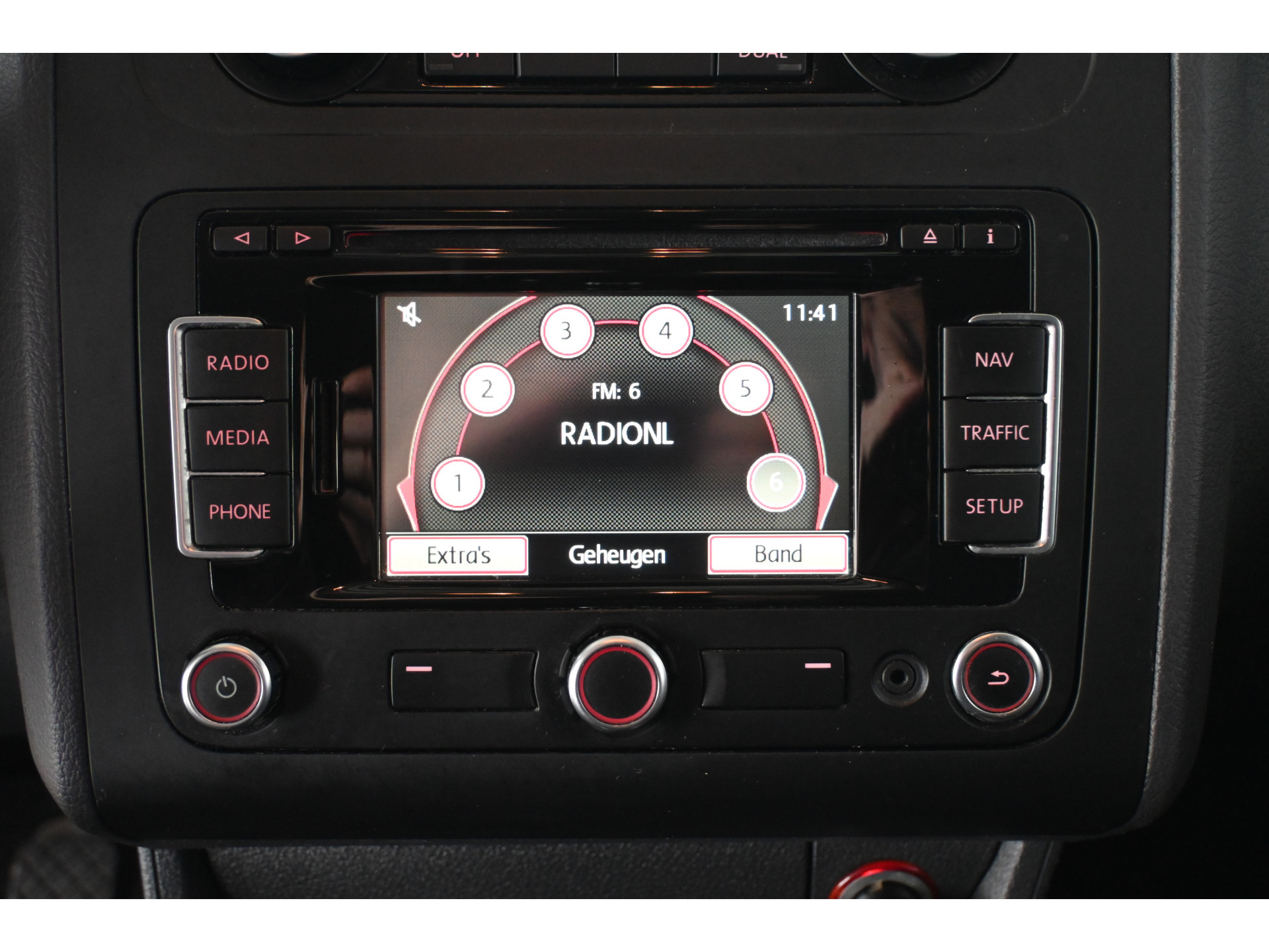 Volkswagen Touran 1.4 TSI Comfortline Clima Navigatie Cruise Control Goed Onderhouden! Inruil Mogelijk!