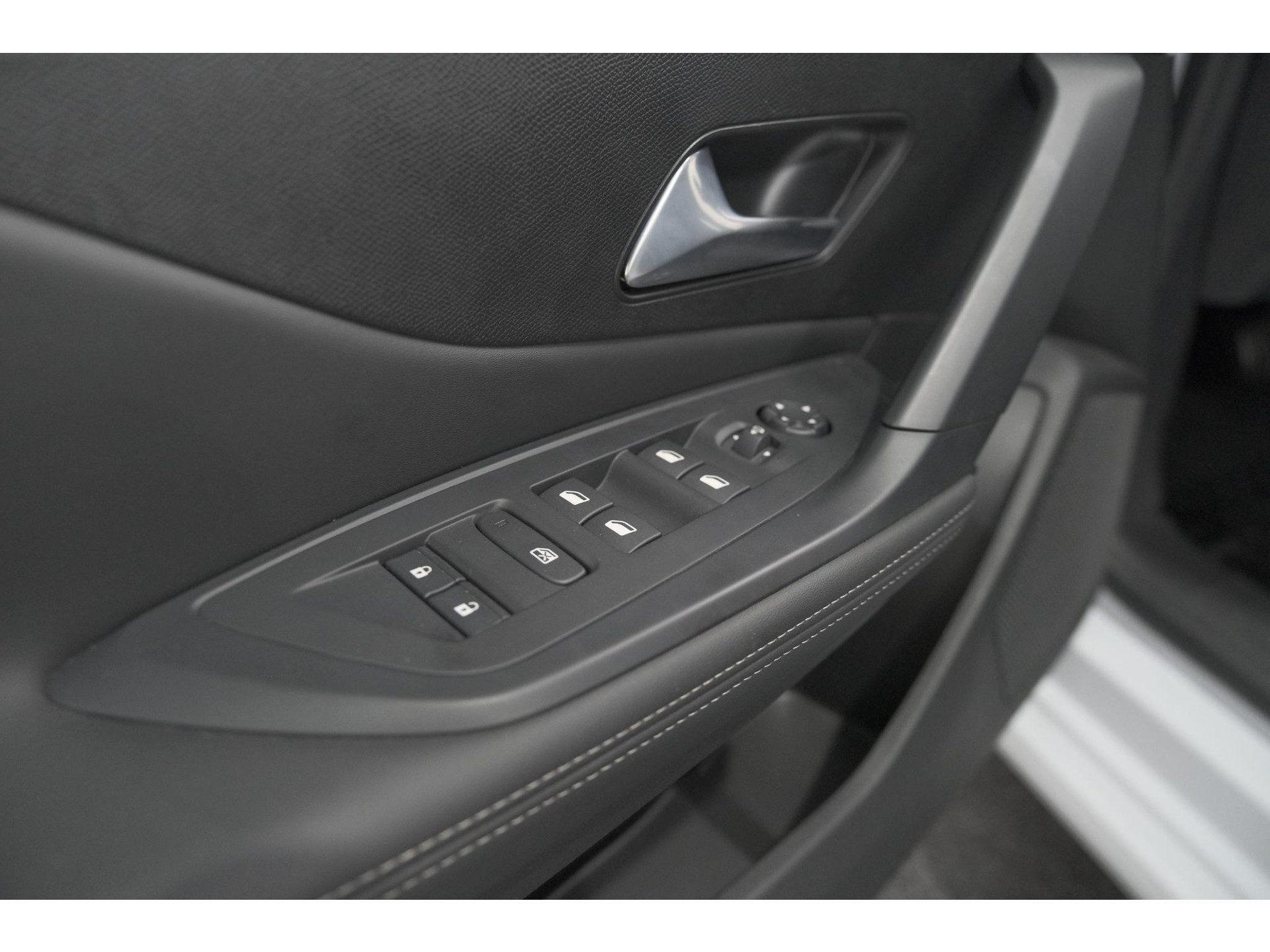 Peugeot 308 SW 1.6 Plug-in Hybrid 180 Allure | Perfecte Staat | 360 Camera | Adaptieve Cruise Control | Navigatie | Apple Carplay