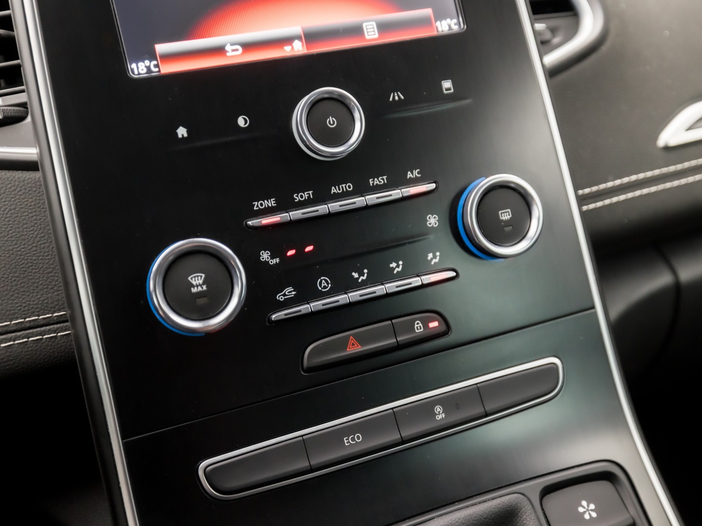 Renault Scénic 1.3 TCe Intens Sport (APPLE CARPLAY, NAVIGATIE, CAMERA, CLIMATE, LEDER, SPORTSTOELEN, GETINT GLAS, CRUISE, NIEUWSTAAT)