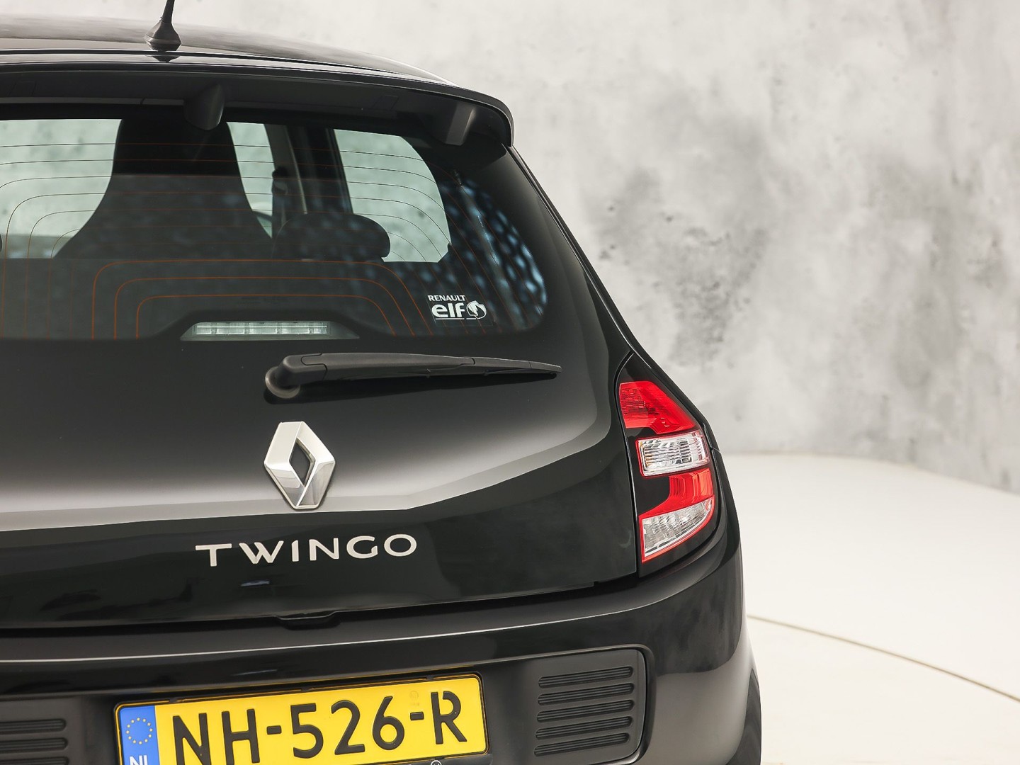 Renault Twingo 1.0 SCe Collection (AIRCO, ELEK RAMEN, CRUISE, SPORTSTOELEN, NIEUWE APK, NIEUWSTAAT)