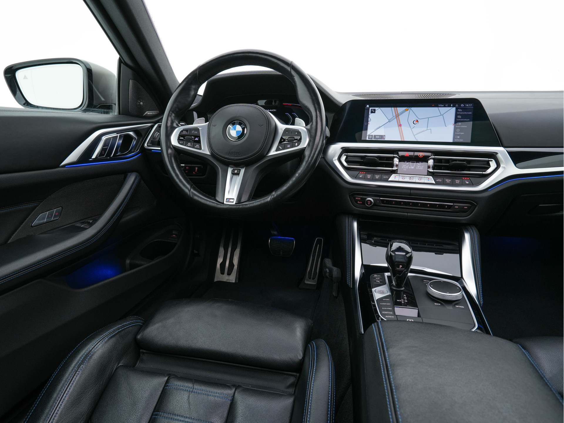 BMW 4-serie Coupé M440i xDrive High Executive Aut. *PANO | LEATHER | HARMAN/KARDON | HEAD-UP | LASER-LED | ADAPTIVE-CRUISE | TOPVIEW | MEMORY-PACK | KEYLESS | HEATED-SPORTSEATS | DAB+ | DIGI-COCKPIT | SHIFTPADDLES | TOWBAR | 19''ALU*
