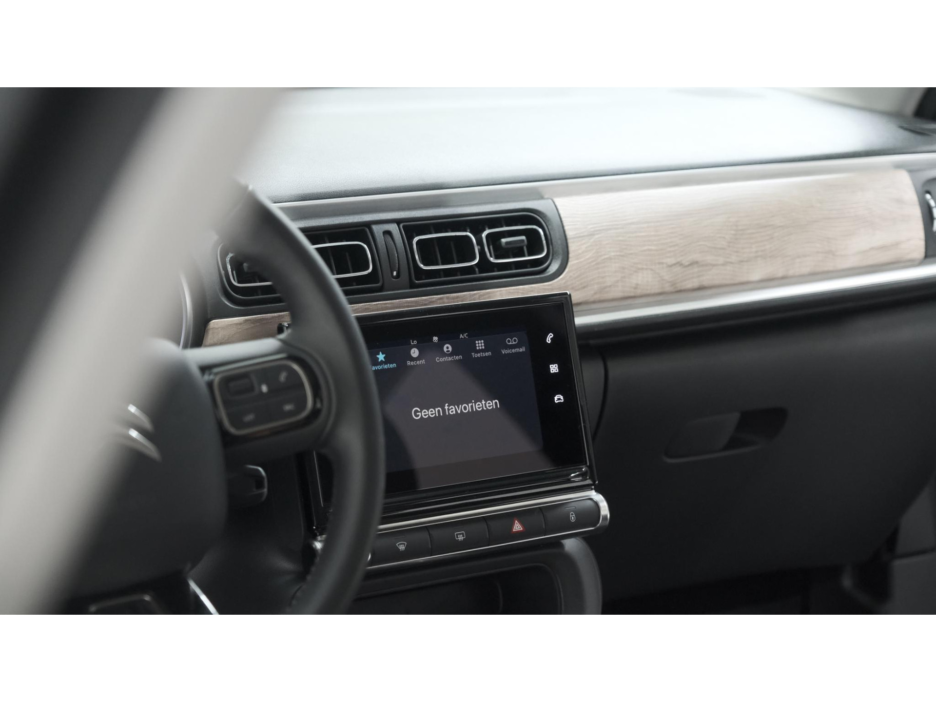 Citroen C3 PureTech 82 Feel Edition | Apple Carplay | Parkeersensoren | Navigatie | Climate Control | 16 Inch Velgen