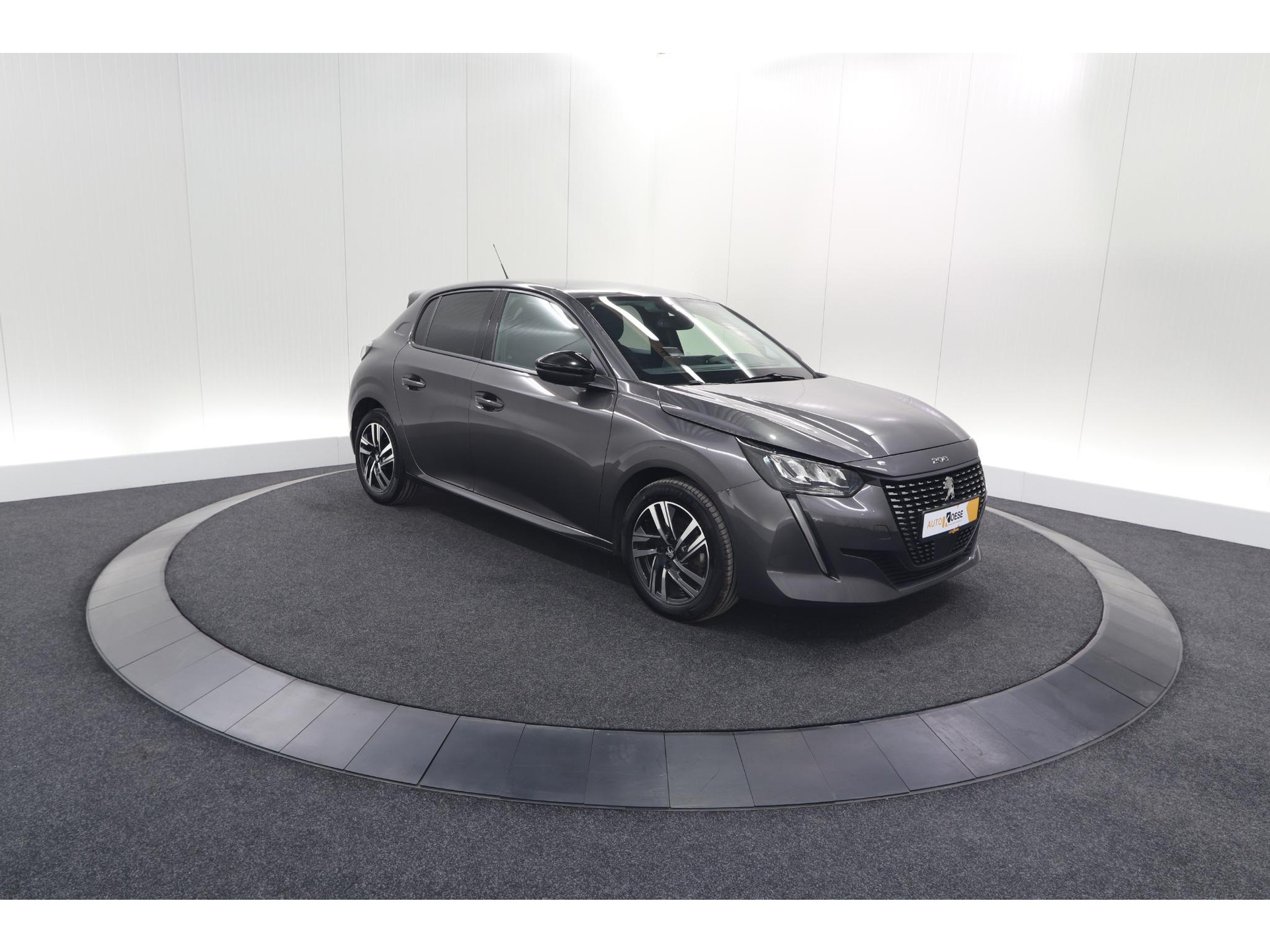 Peugeot 208 PureTech 100 EAT8 Allure Pack | Camera | Apple Carplay | Parkeersensoren | Stoelverwarming