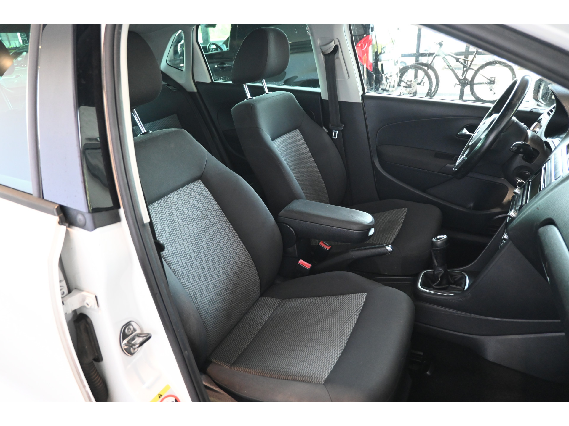 Volkswagen Polo 1.2 TDI BlueMotion Comfortline Clima Cruise control Lichtmetaal Elektrisch Pakket Goed onderhouden! Inruil Mogelijk!