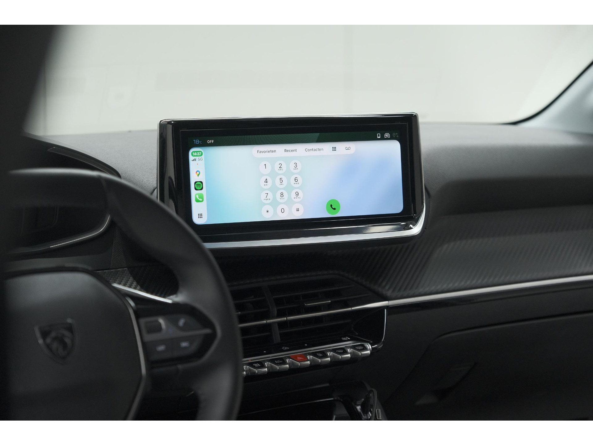 Peugeot 208 PureTech 100 Allure | Apple Carplay | Parkeersensoren | Climate Control