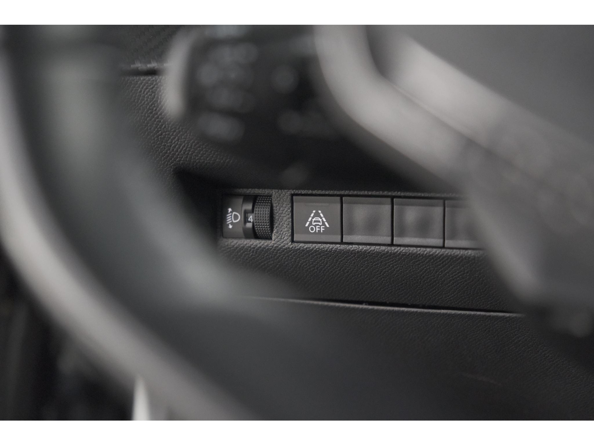 Peugeot 2008 PureTech 130 Allure | Camera | Stoelverwarming | Apple Carplay | Parkeersensoren voor + Achter