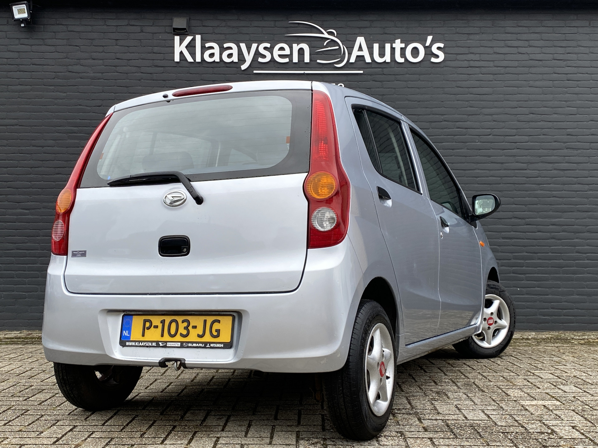 Daihatsu Cuore 1.0 Trend | airco | stuurbekrachtiging | airbags | radio cd speler | lichtmetalen velgen