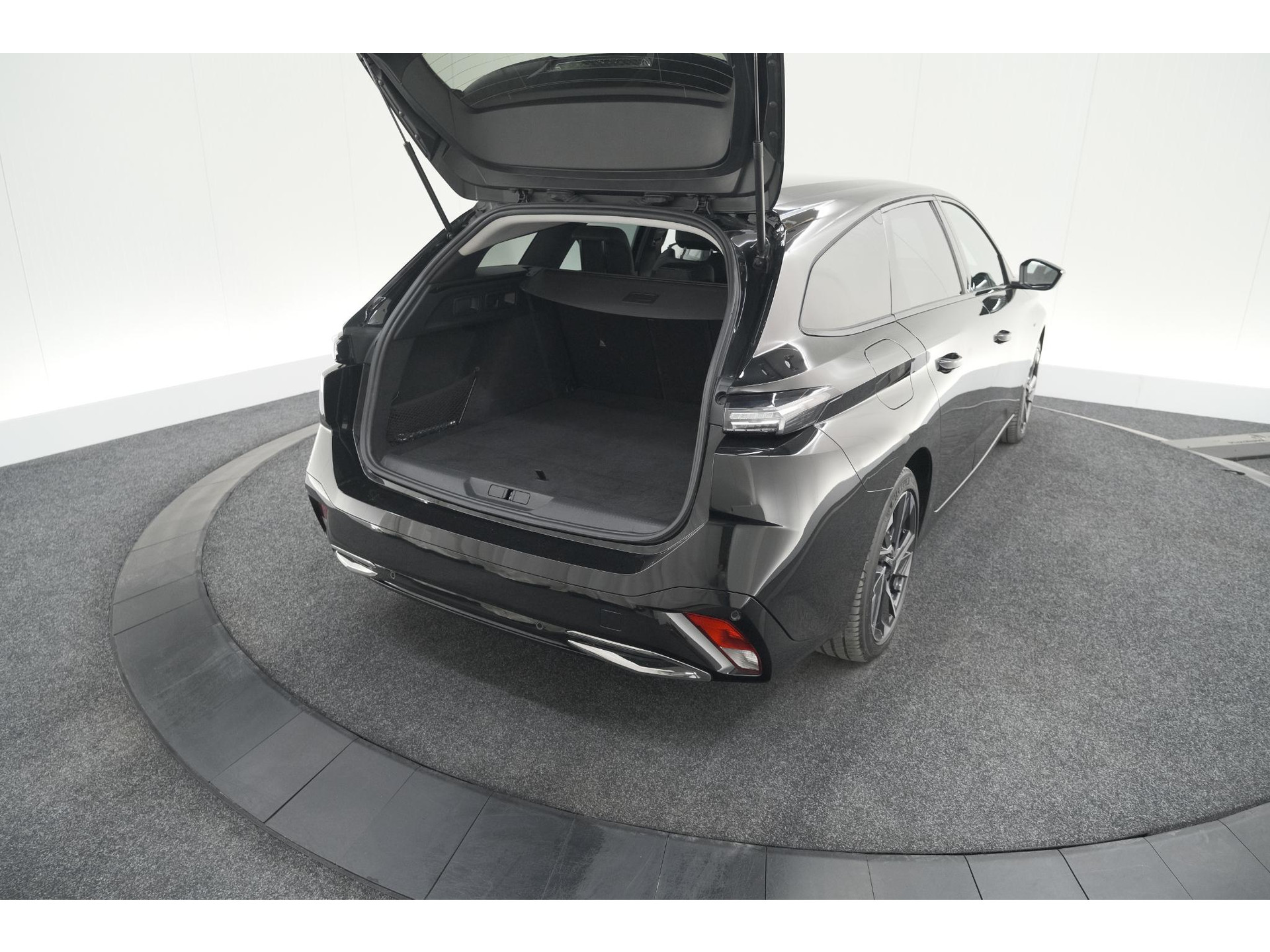 Peugeot 308 SW 1.6 Plug-in Hybrid 180 Allure | Camera | Adaptieve Cruise Control | Navigatie
