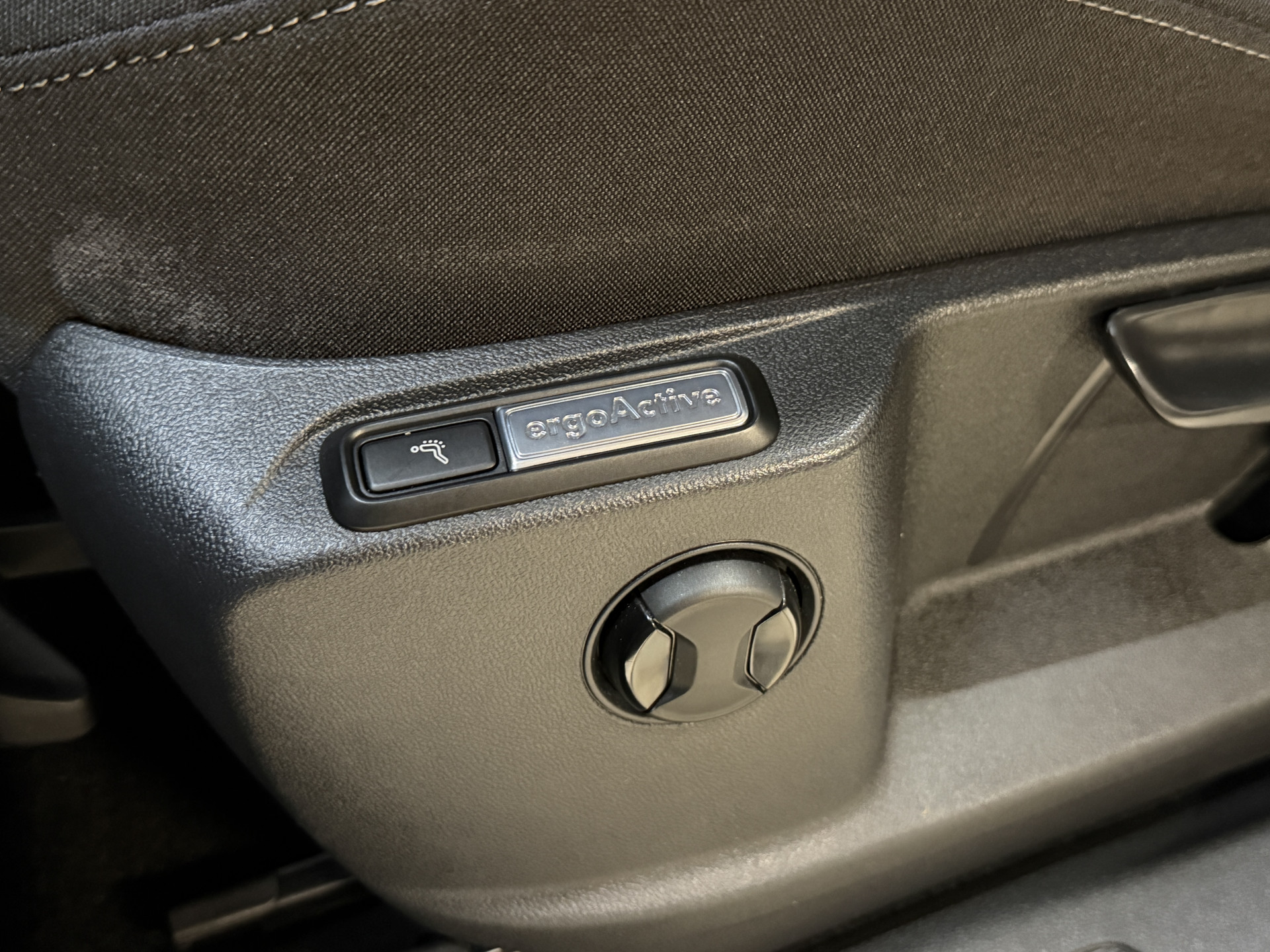 Volkswagen Tiguan Allspace 1.5 TSI Life Business 7p. | Massagestoel | Trekhaak | Camera | Stoel/Stuurverwarming | Carplay | Adaptive cruise