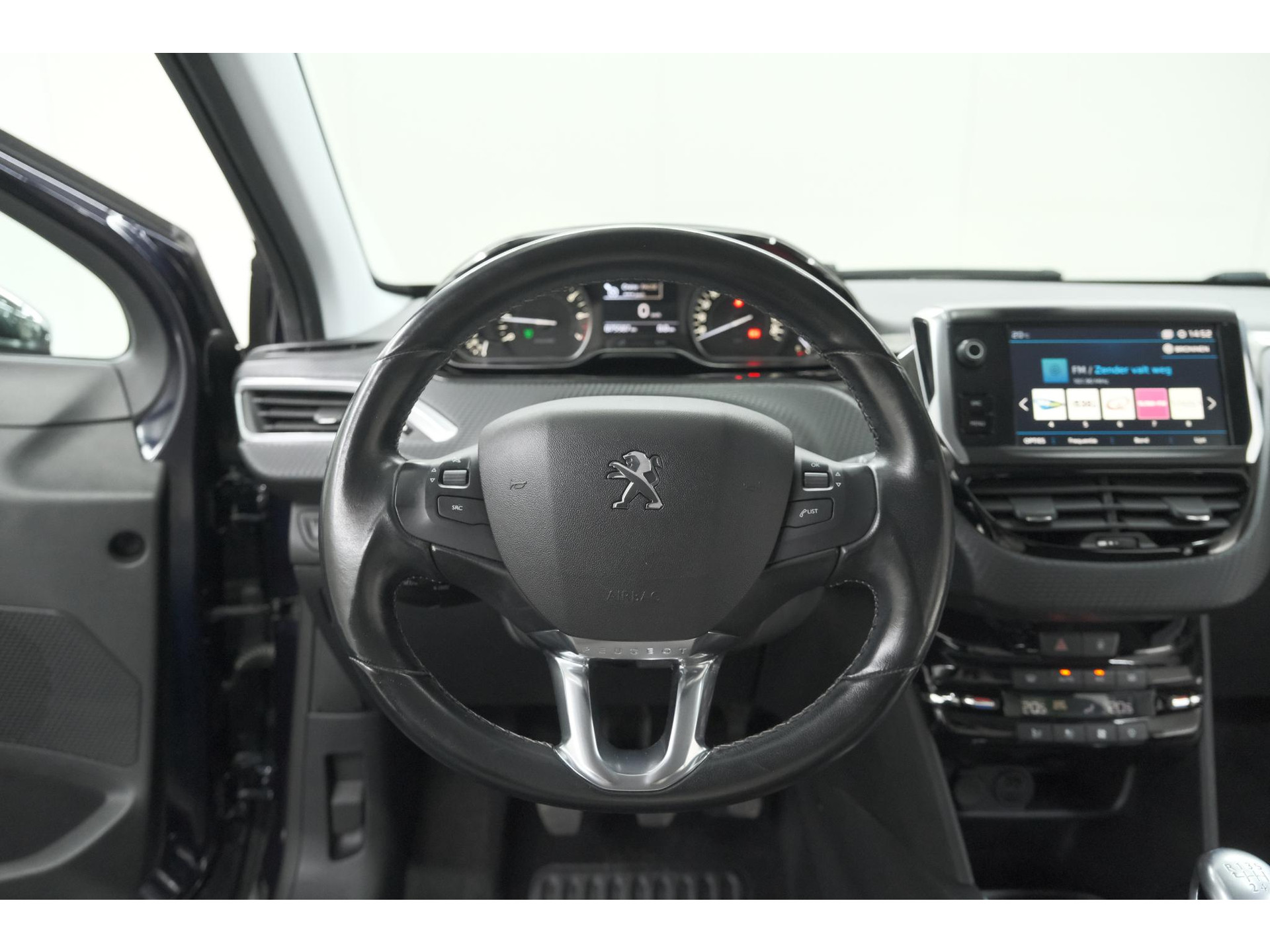 Peugeot 208 PureTech 110 Tech Edition | Camera | Apple Carplay | Parkeersensoren