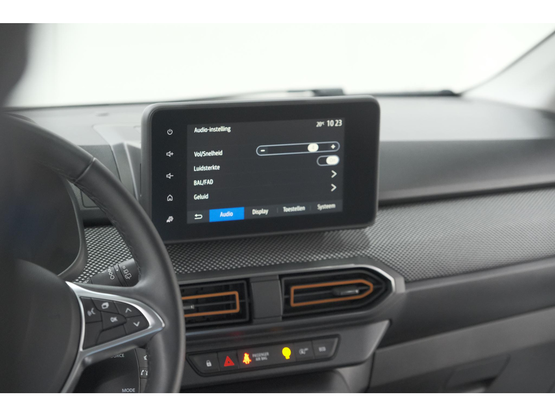 Dacia Sandero Stepway 1.0 TCe 90 Comfort | Apple Carplay | Parkeersensoren | Cruise Control