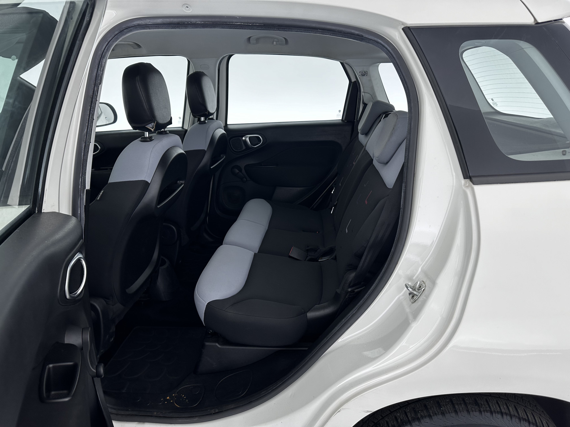 Fiat 500 L 0.9 TwinAir PopStar (INCL-BTW) *NAVI | CRUISE | AIRCO | COMFORTSEATS*