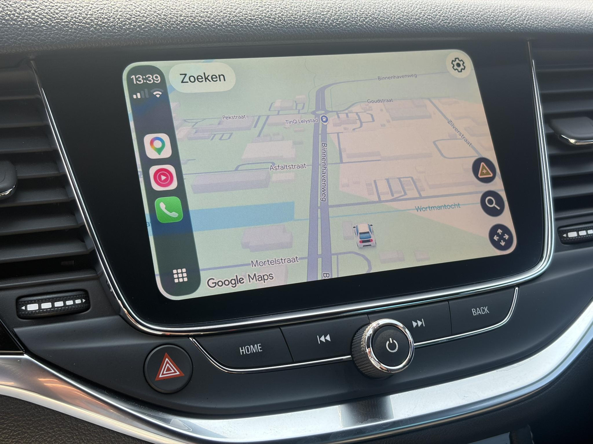 Opel Astra Sports Tourer 1.2 Ultimate 146pk,Afn Trekhaak,Camera,Keyless,Carplay,6 Bak,Stoelverw,Lm velgen,Alcantara-Leder,Dealer Onderhouden,Clima,Cruise,Dodehoek,Rijstrooksensor,N.A.P,Pdc V+A,Apk tot 07-2028