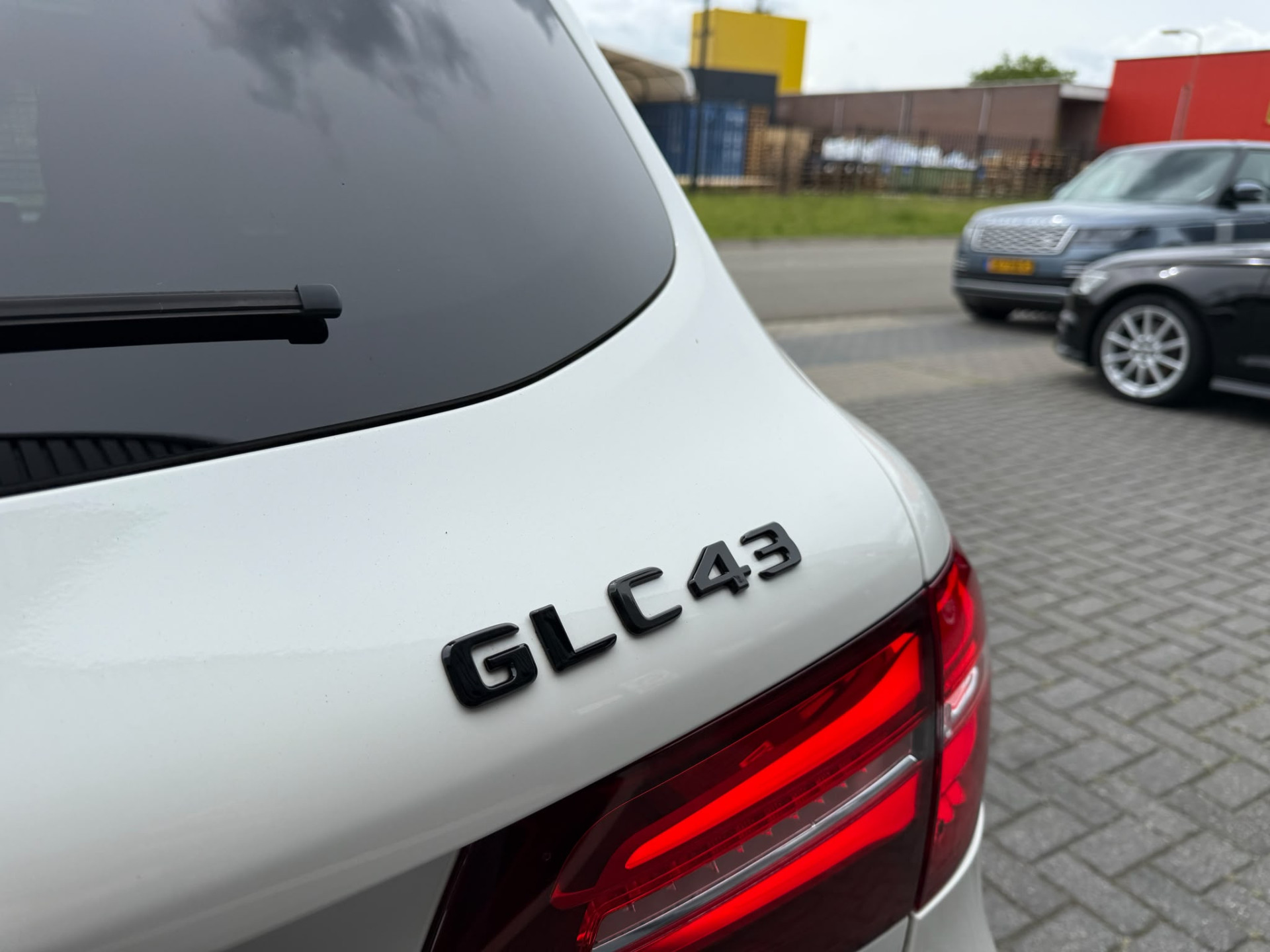 Mercedes-Benz GLC-klasse AMG 43 4MATIC | 3/6/12MND GARANTIE | KUIPSTOELEN | BURMESTER | MEMORY | PANO | ACC | STANDKACHEL | 360 CAMERA | BOMVOL | TREKHAAK |