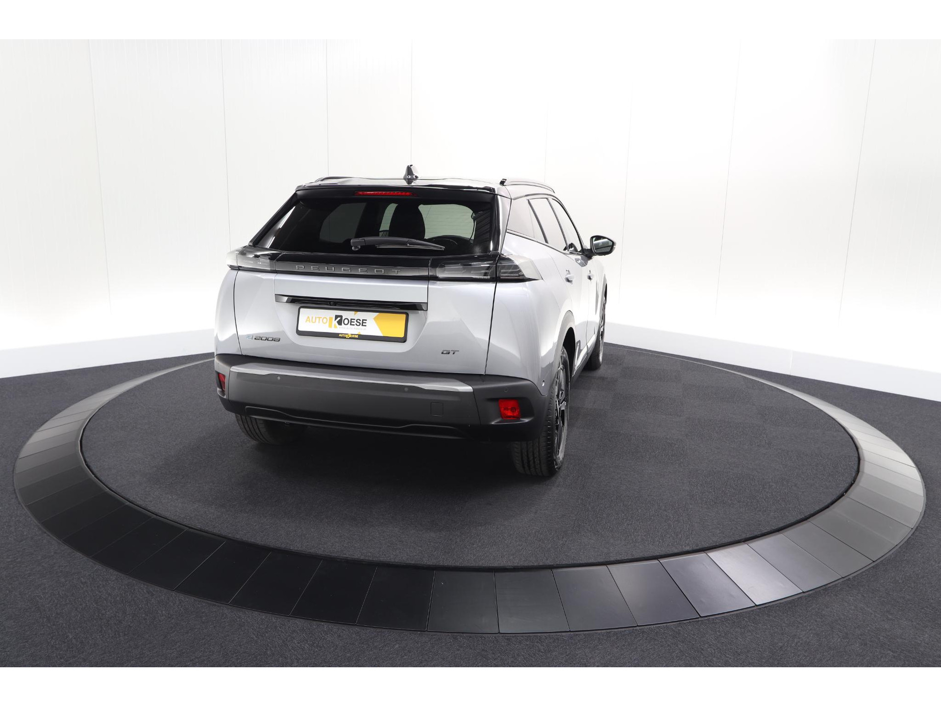 Peugeot e-2008 EV GT 50 kWh | 3 Fase | 360 Camera | Adaptieve Cruise Control | Dodehoekdetectie