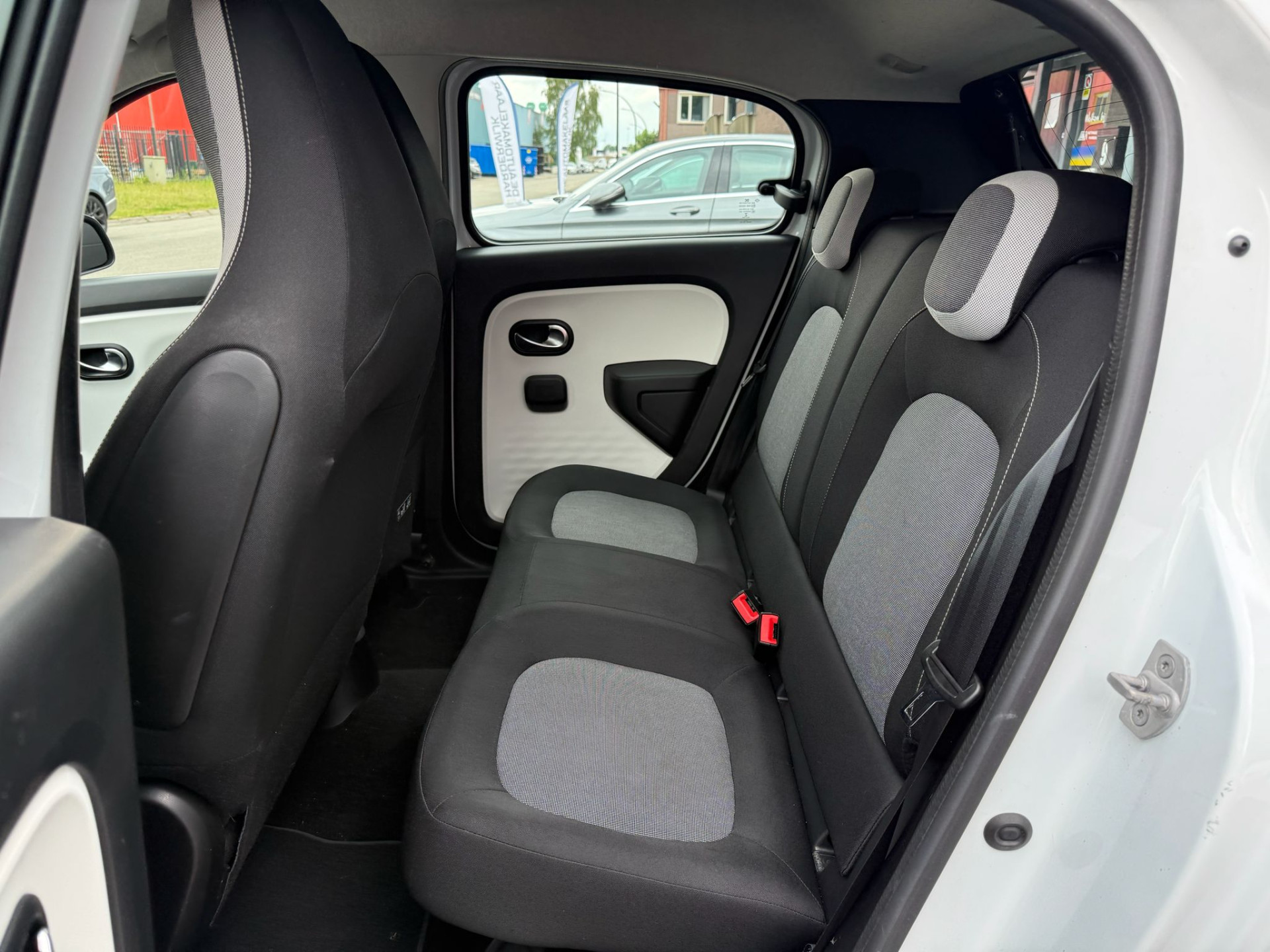 Renault Twingo 1.0 SCe Collection | 1E EIGENAAR | 3/6/12MND GARANTIE | AUTOMAAT | ELECRAMEN | BLUETOOTH | AIRCO