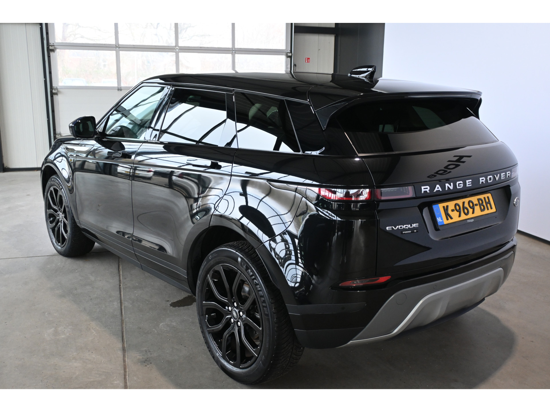 Land Rover Range Rover Evoque 2.0 P200 AWD Automaat Navigatie Leder Stoel/Stuur verwarming Rijklaarprijs Inruil Mogelijk!