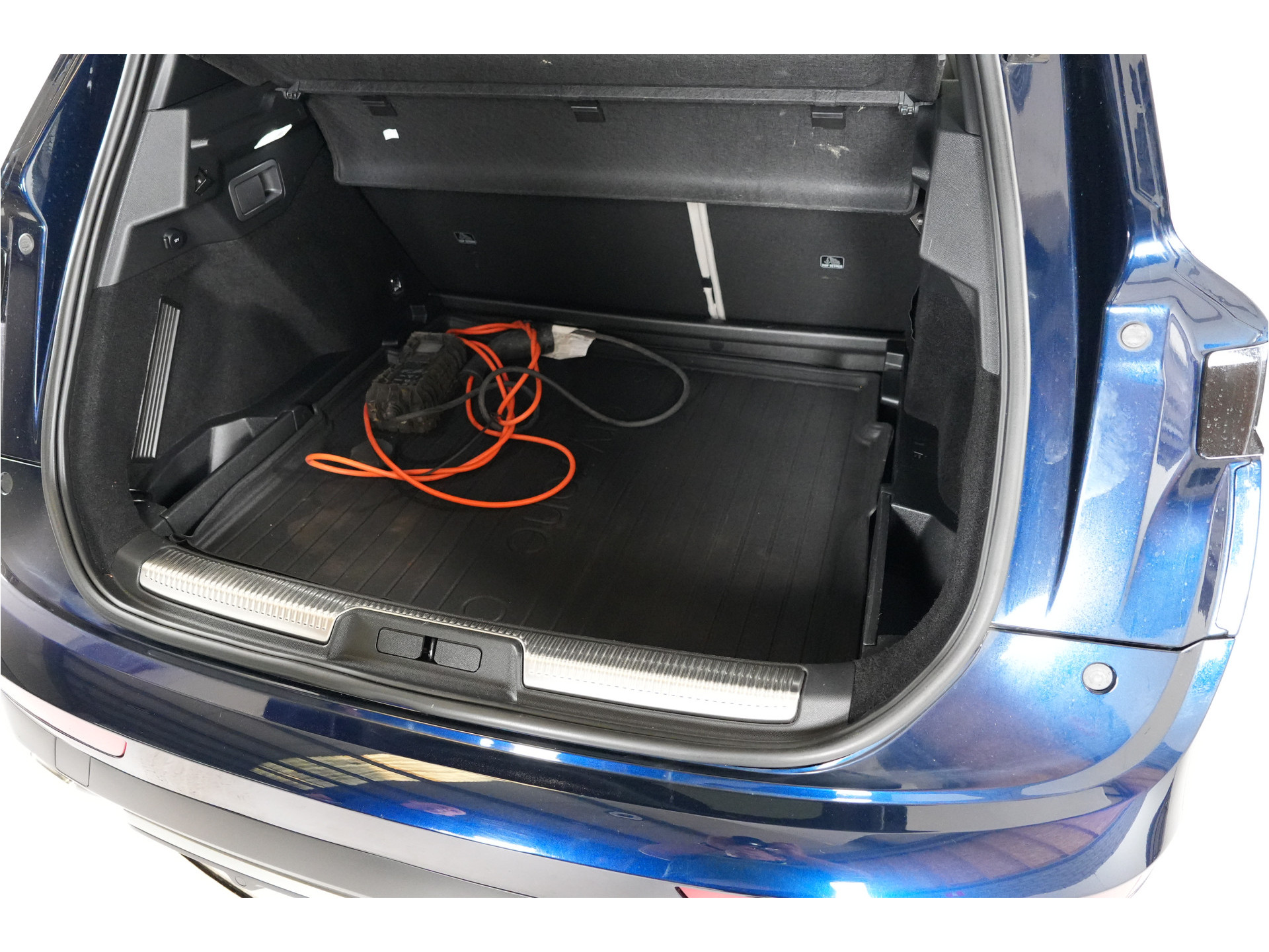 DS 7 E-Tense 4x4 La Première 360 pk PHEV | SOH 96% | Pano | Massage | Nachtzicht | Focal | 360° Cam | Nappa |